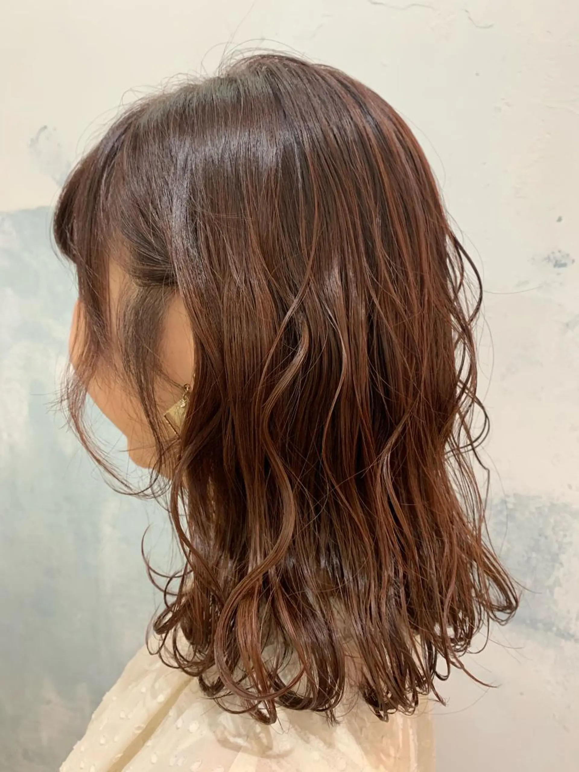 ミディアム ピンクブラウン カット ヘアカラー トリートメント 🍑艶髪✖️暖色系 ✨momoka🍑のヘアスタイル