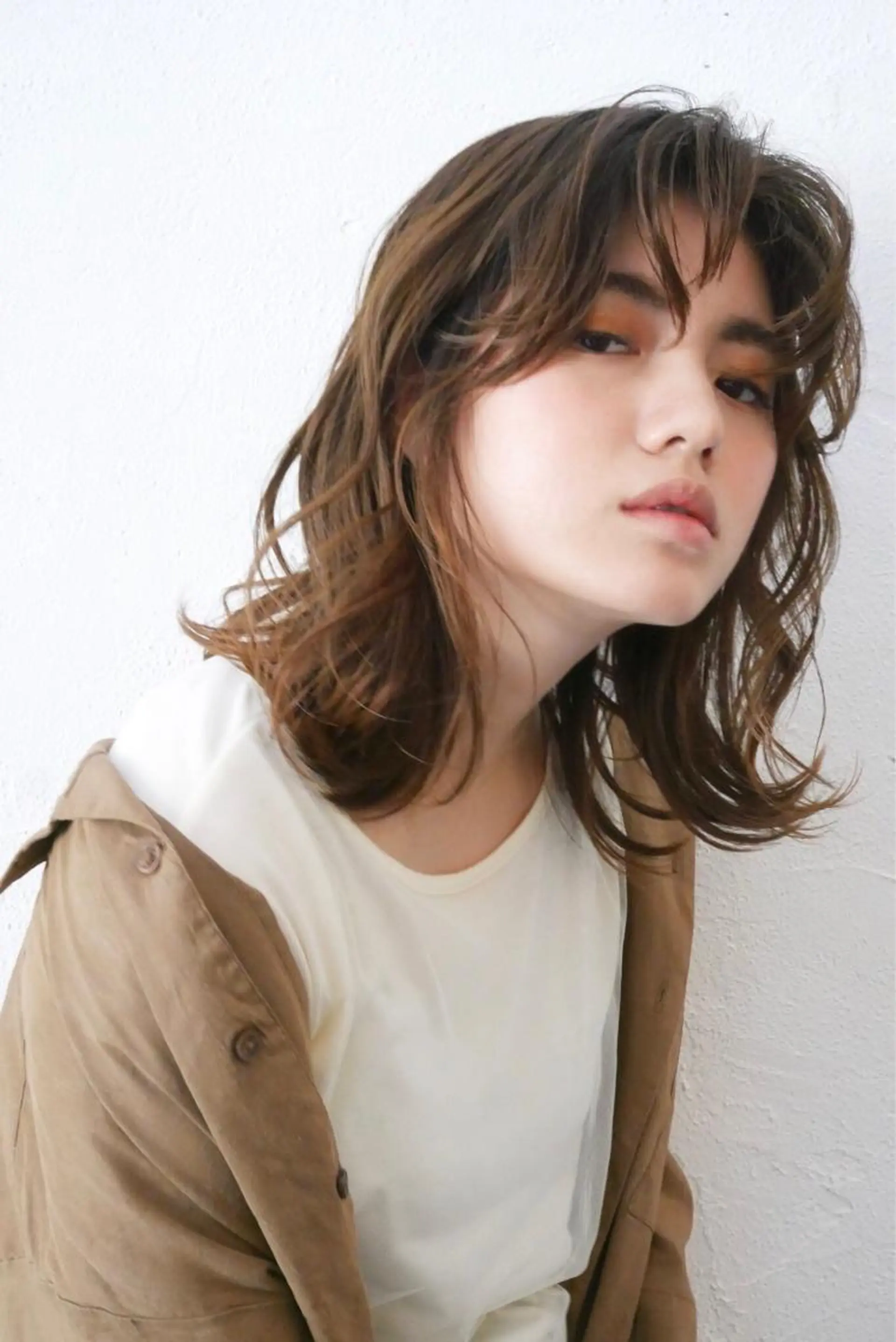 ミディアム ブリーチ/ハイトーン SERINAのヘアスタイル