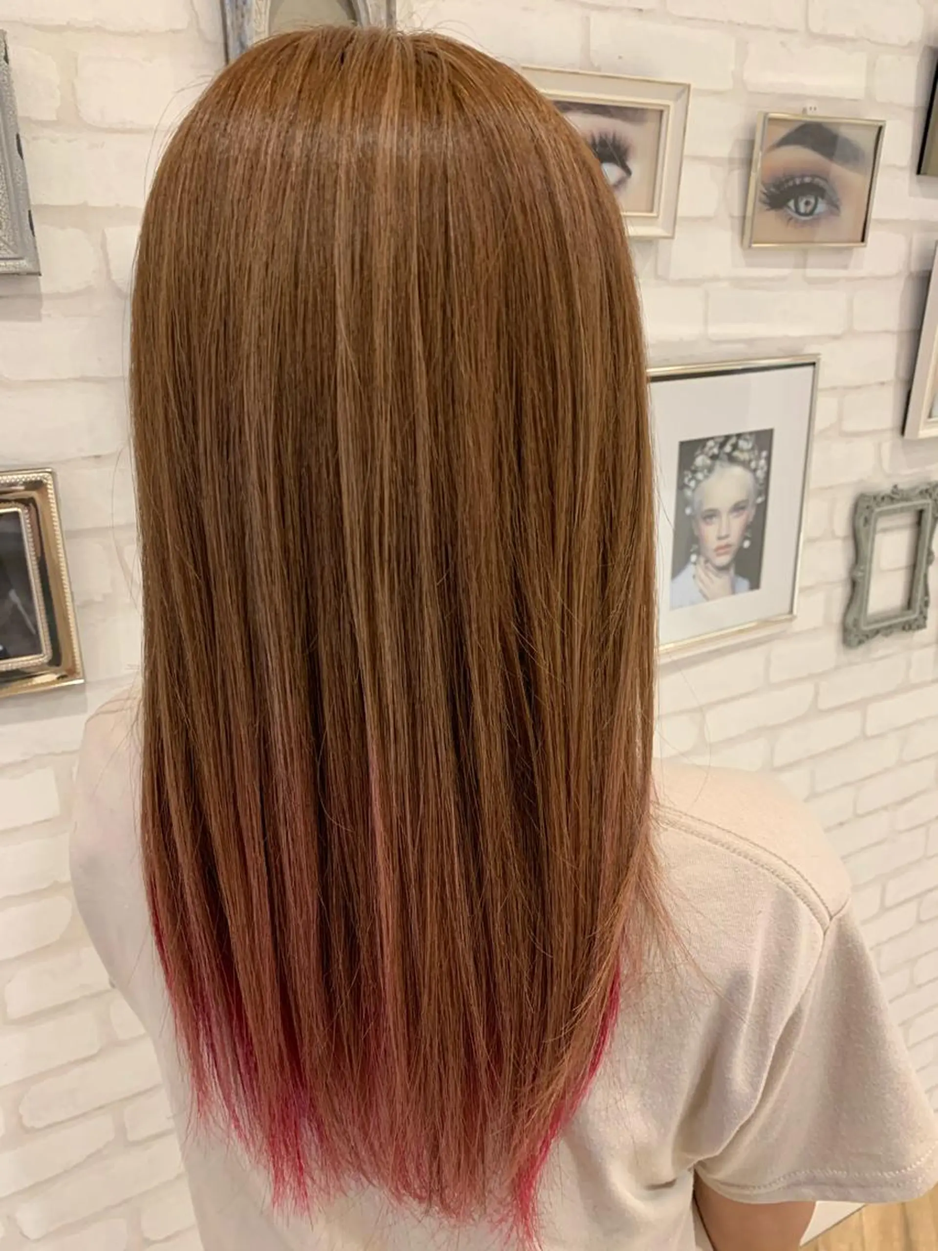 ロング カラー アッシュ ベージュカラー ブリーチ ハイライトカラー インナーカラー Gain Nanamiのエステ・リラクイメージ