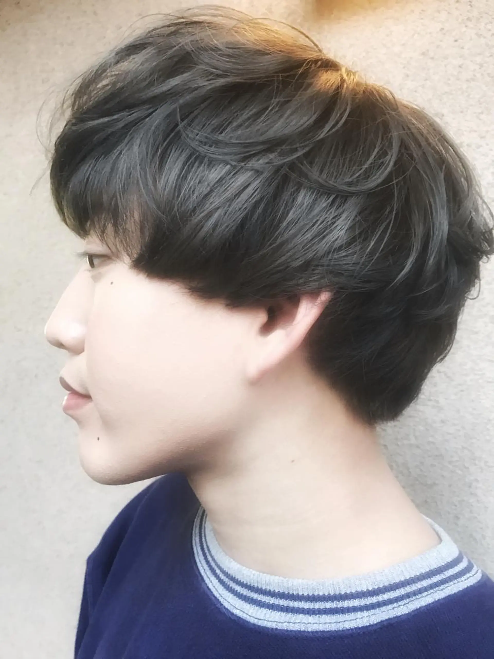 ショート カラー ネイビーカラー vato バトのヘアスタイル