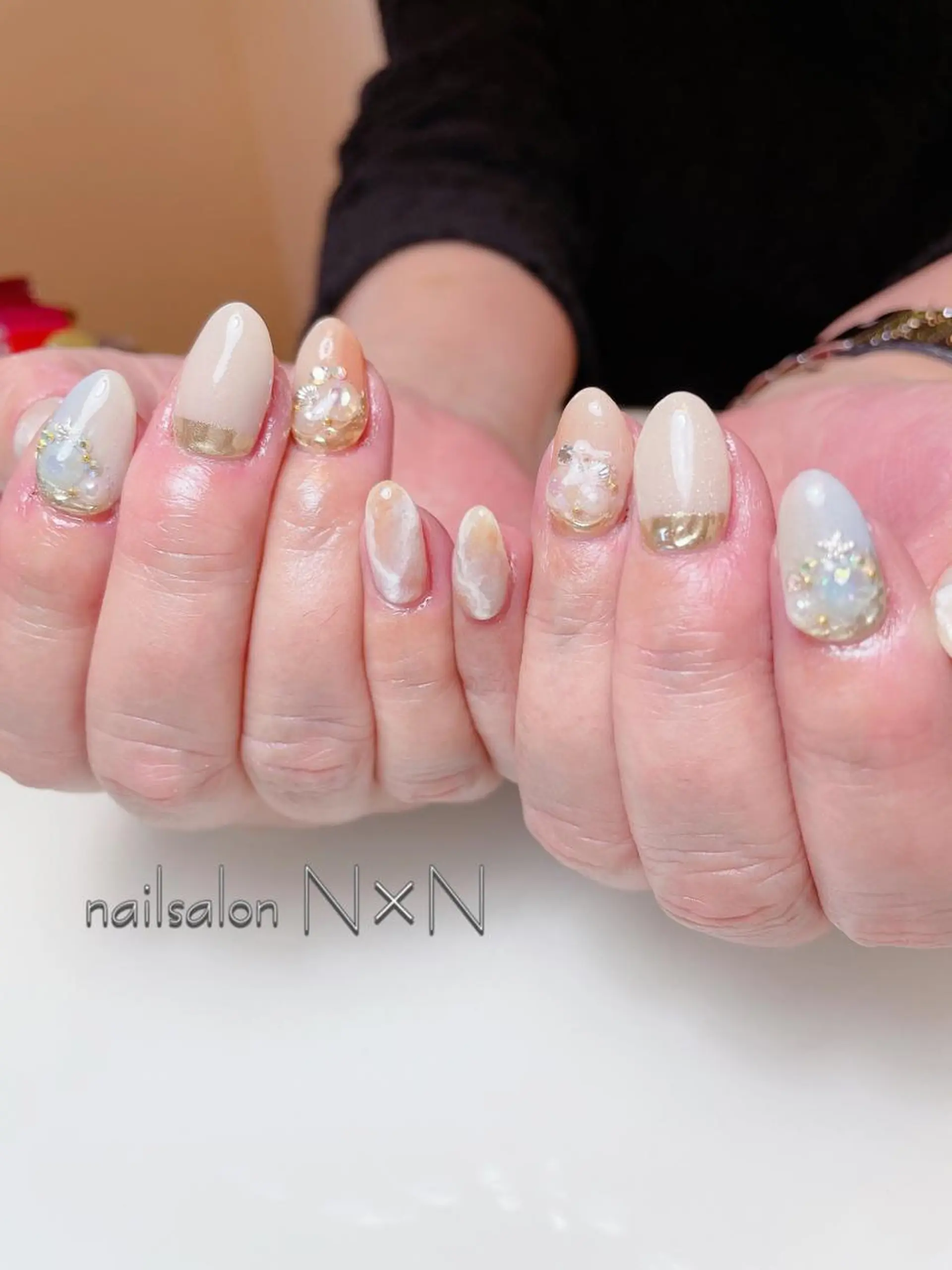 ネイル キラキラネイル ミラーネイル ニュアンスネイル パステルネイル ぷっくりネイル ハンドネイル nail salon N×Nのネイルデザイン