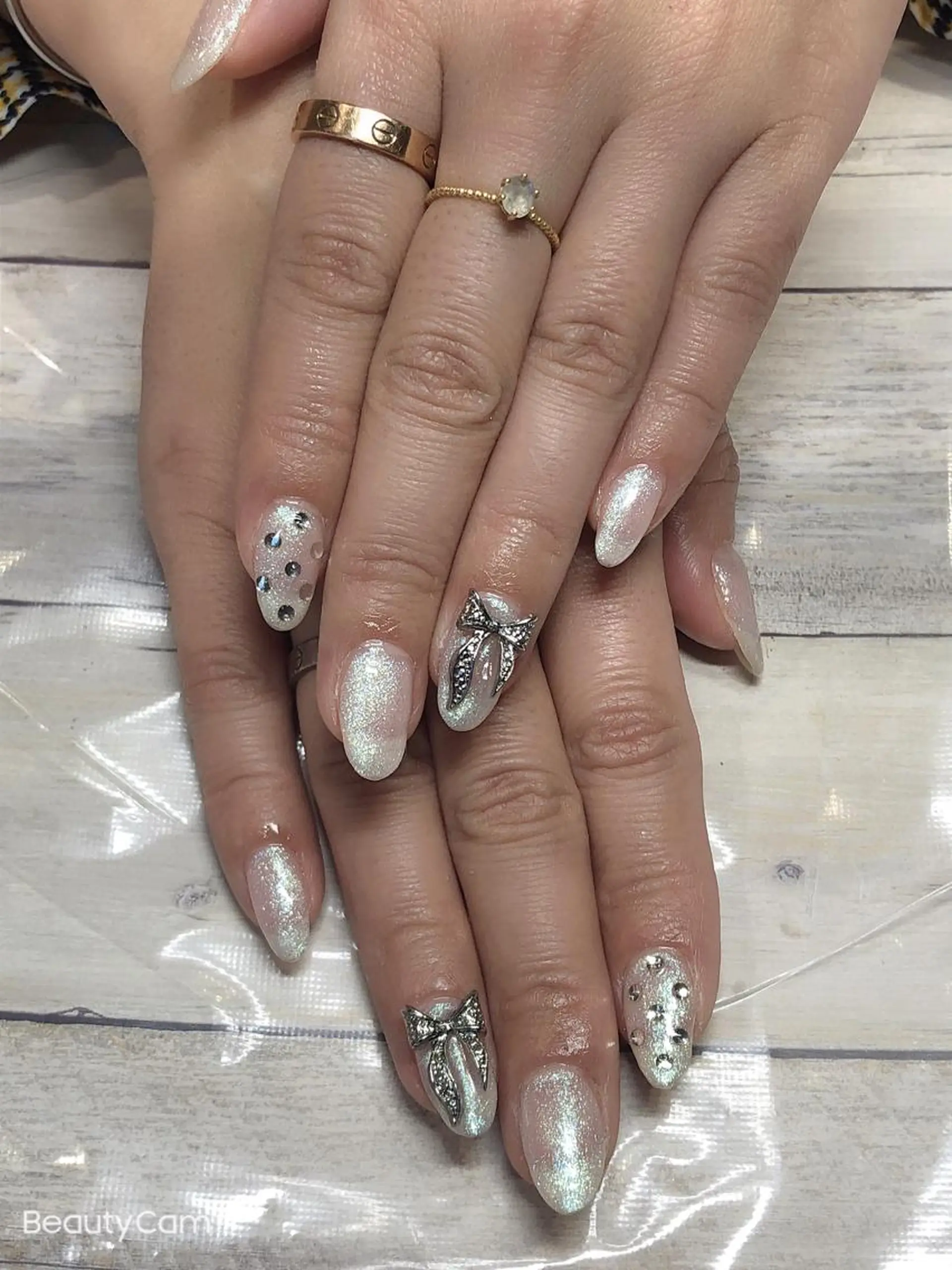 ネイル ✨アン ミユ✨のネイルデザイン