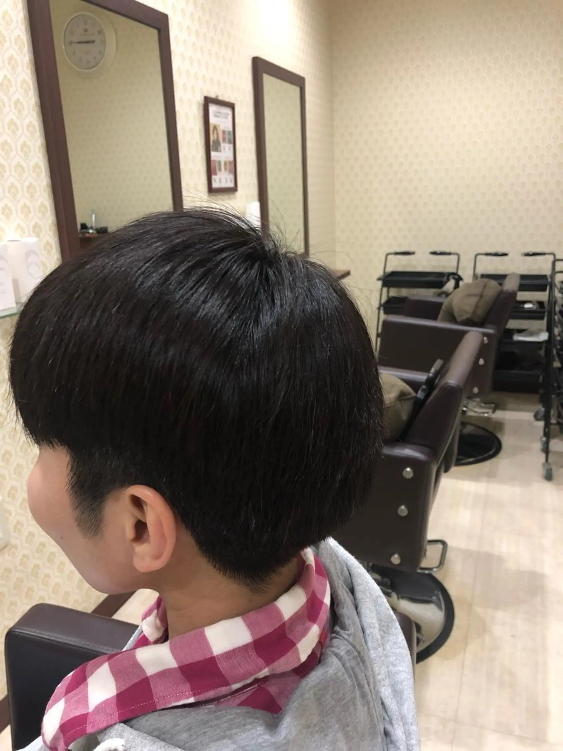 ショート カラー ☘️清潔感爆上げ☘️ 岡部恒輝のヘアスタイル