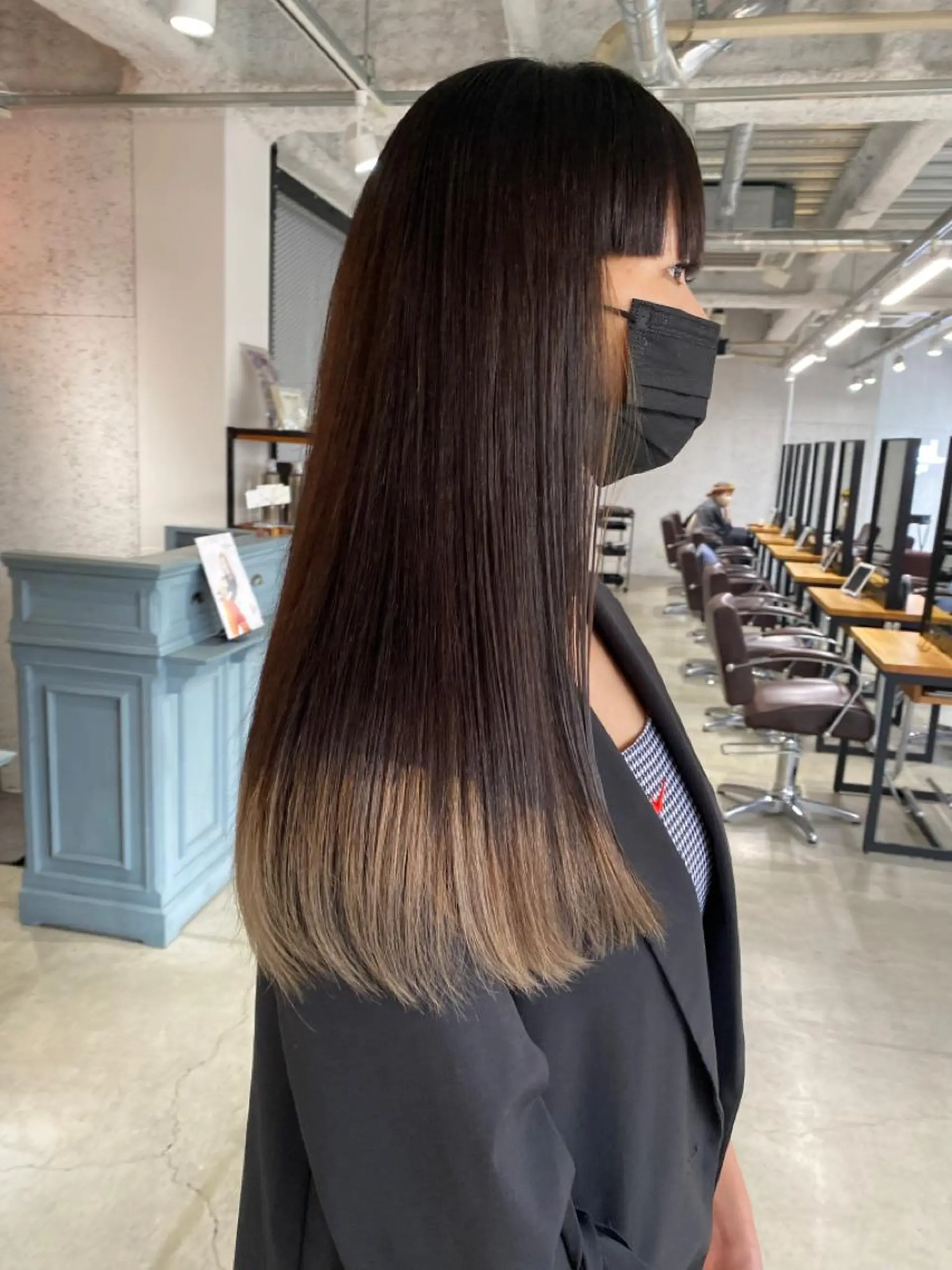 ロング カラー KOOKI スティードトーキョーのヘアスタイル