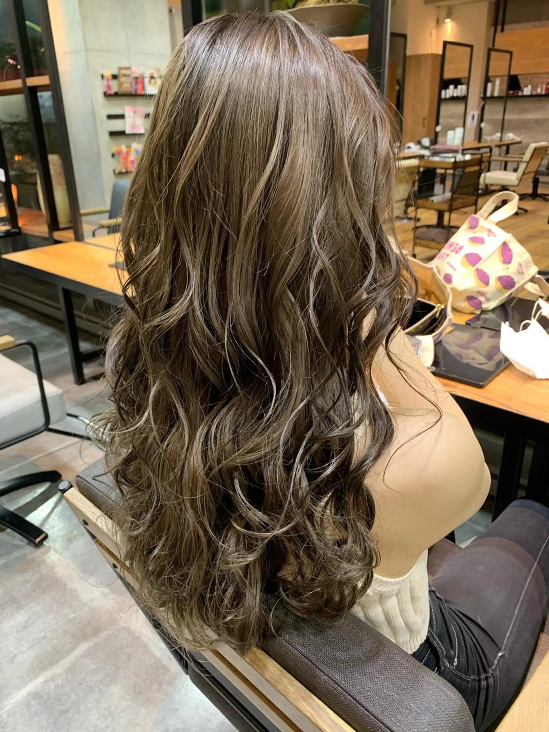 ロング カラー ヘアカラー トリートメント 天野 開のヘアスタイル