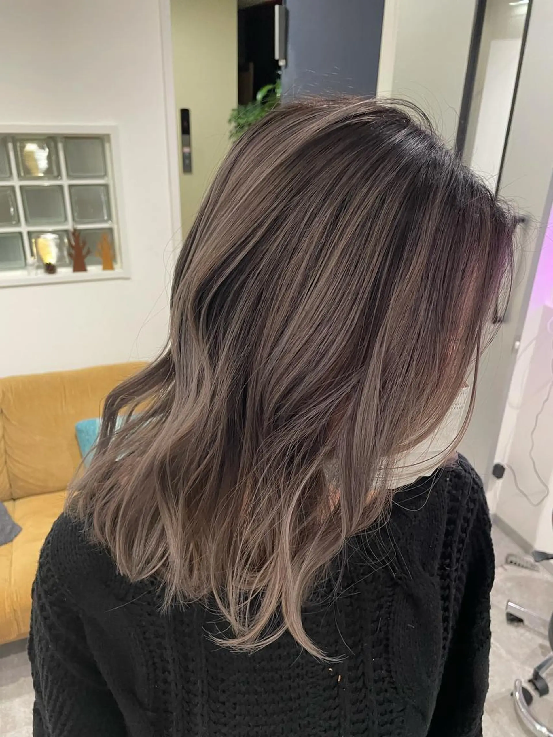 ミディアム カラー バレイヤージュ ブリーチ ハイトーンカラー レイヤーカット 京都美容師 塩のヘアスタイル