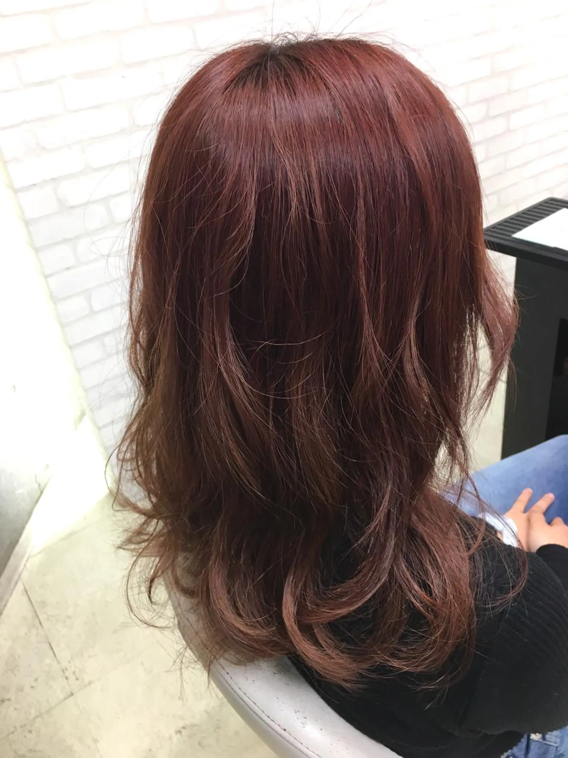 セミロング 髪質改善×レイヤー 高嶋のヘアスタイル