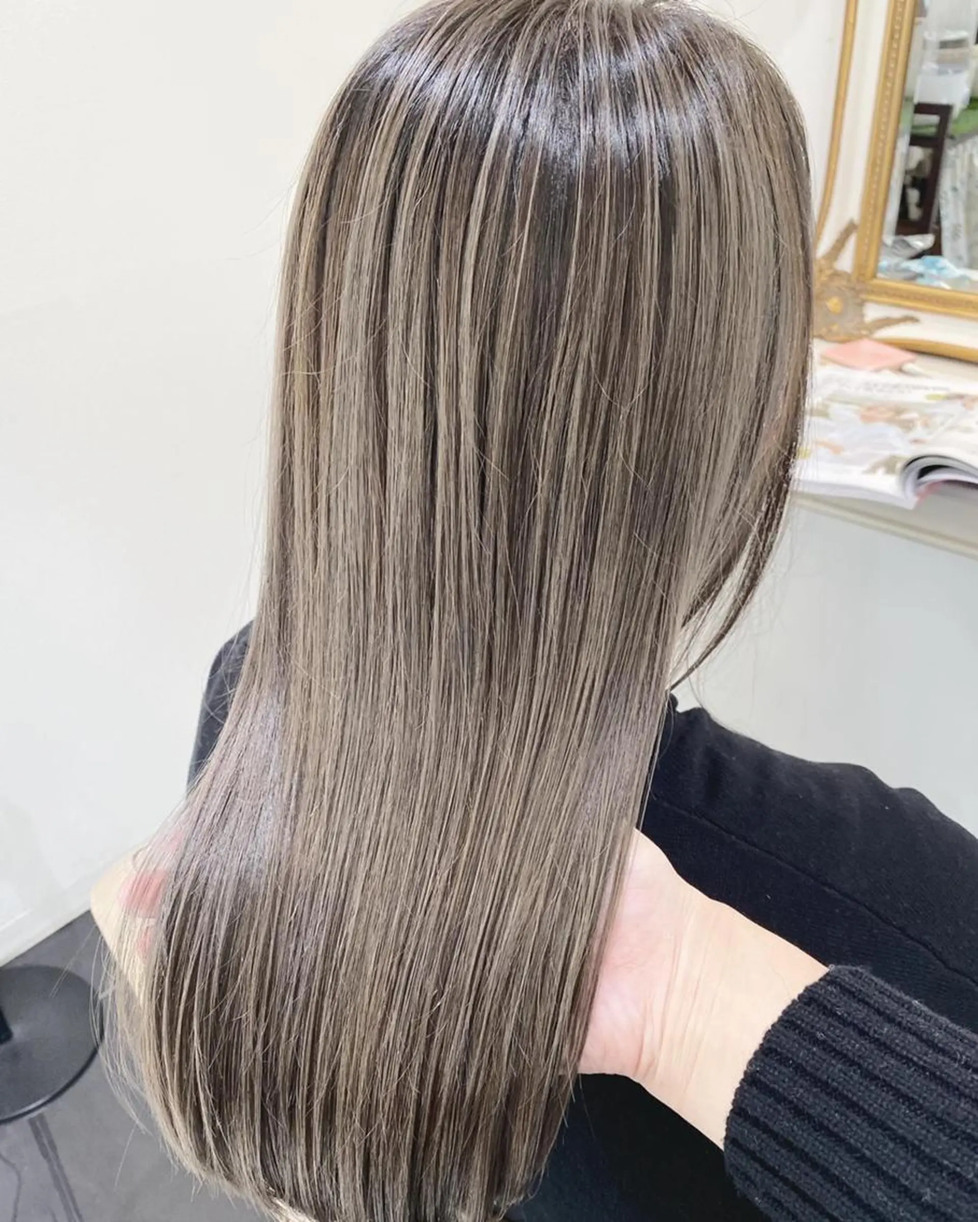 カラー セミロング 髪質改善 ヘアカラー トリートメント 井上 美蘭のヘアスタイル