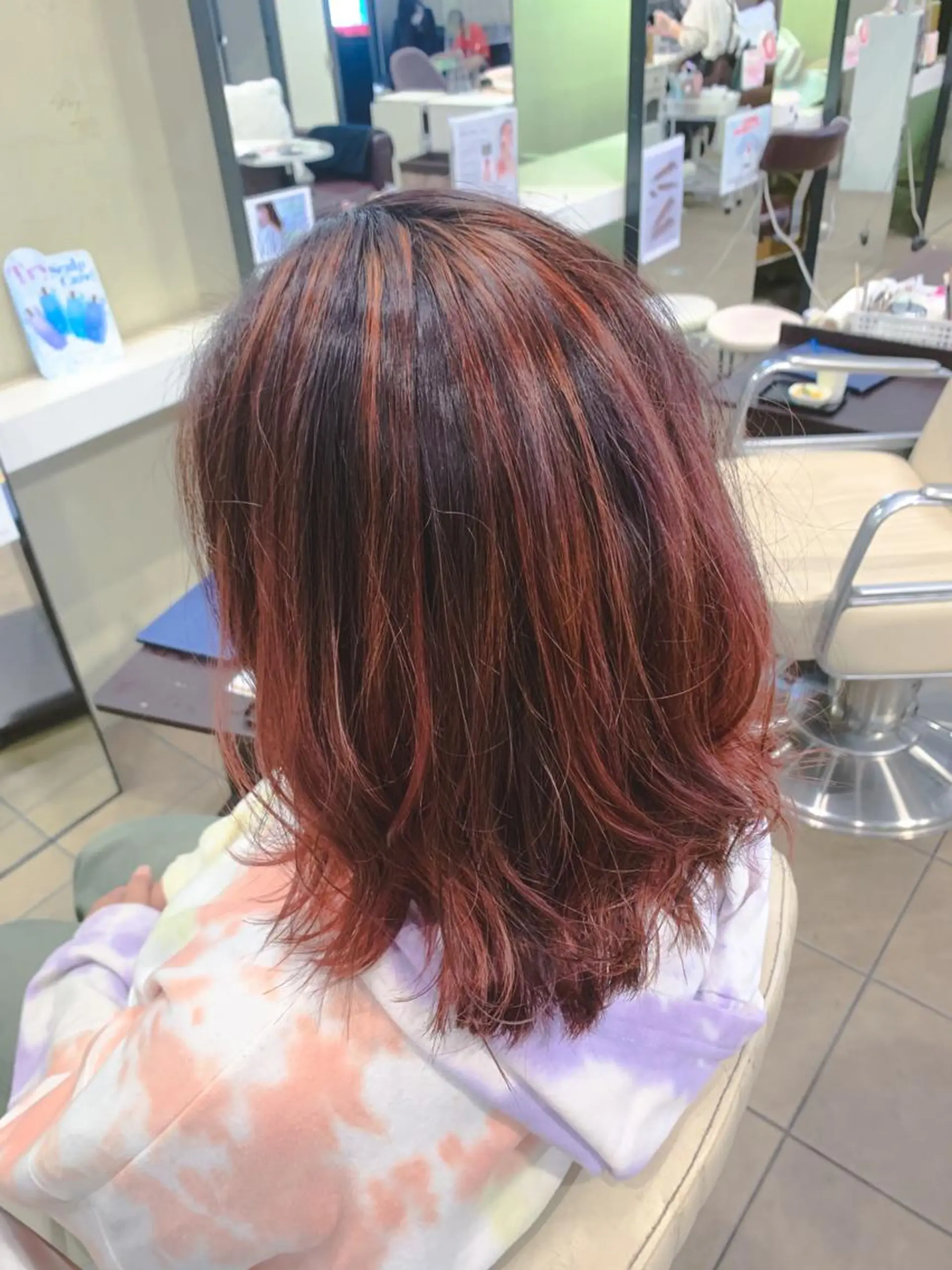 ミディアム カラー ヘアアレンジ グラデーションカラー ハイライトカラー ハイライト 地毛風ストレート/ 髪質改善/榎本流行のヘアスタイル