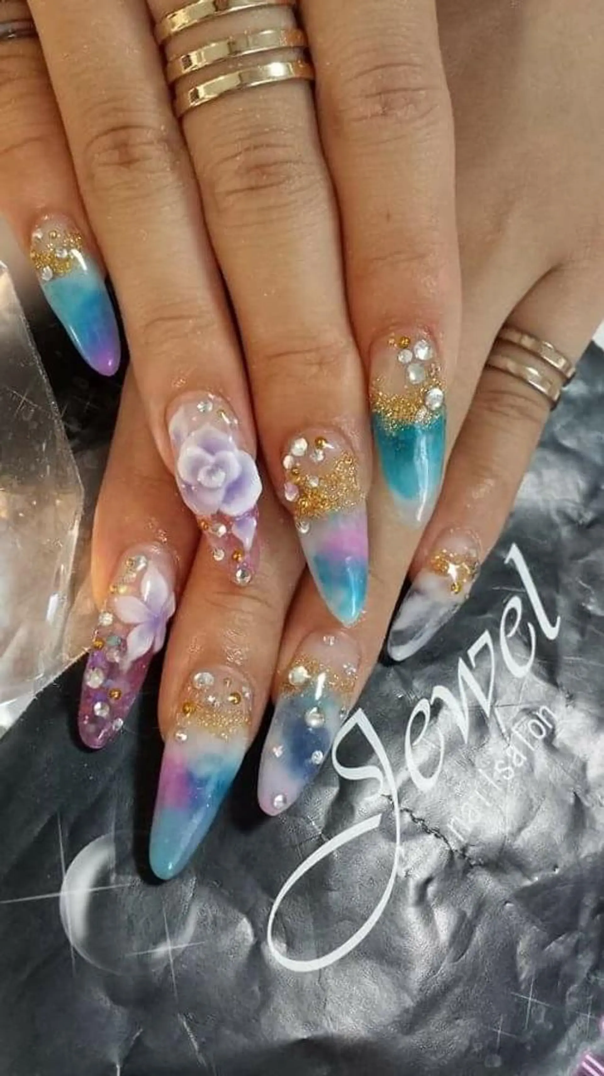 ネイル スカルプネイル ＪＥＷＥＬ ＮＡＩＬのネイルデザイン