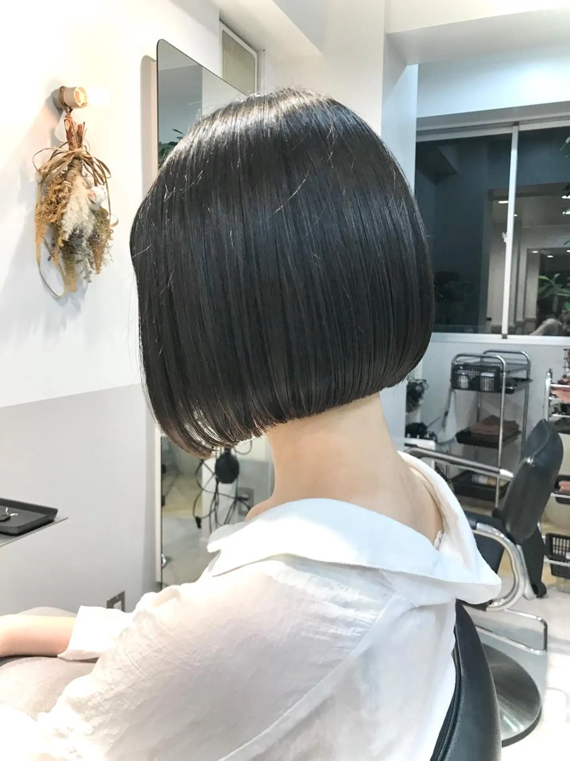 ショート ワンレンボブ ボブ オカダ ノゾミのヘアスタイル