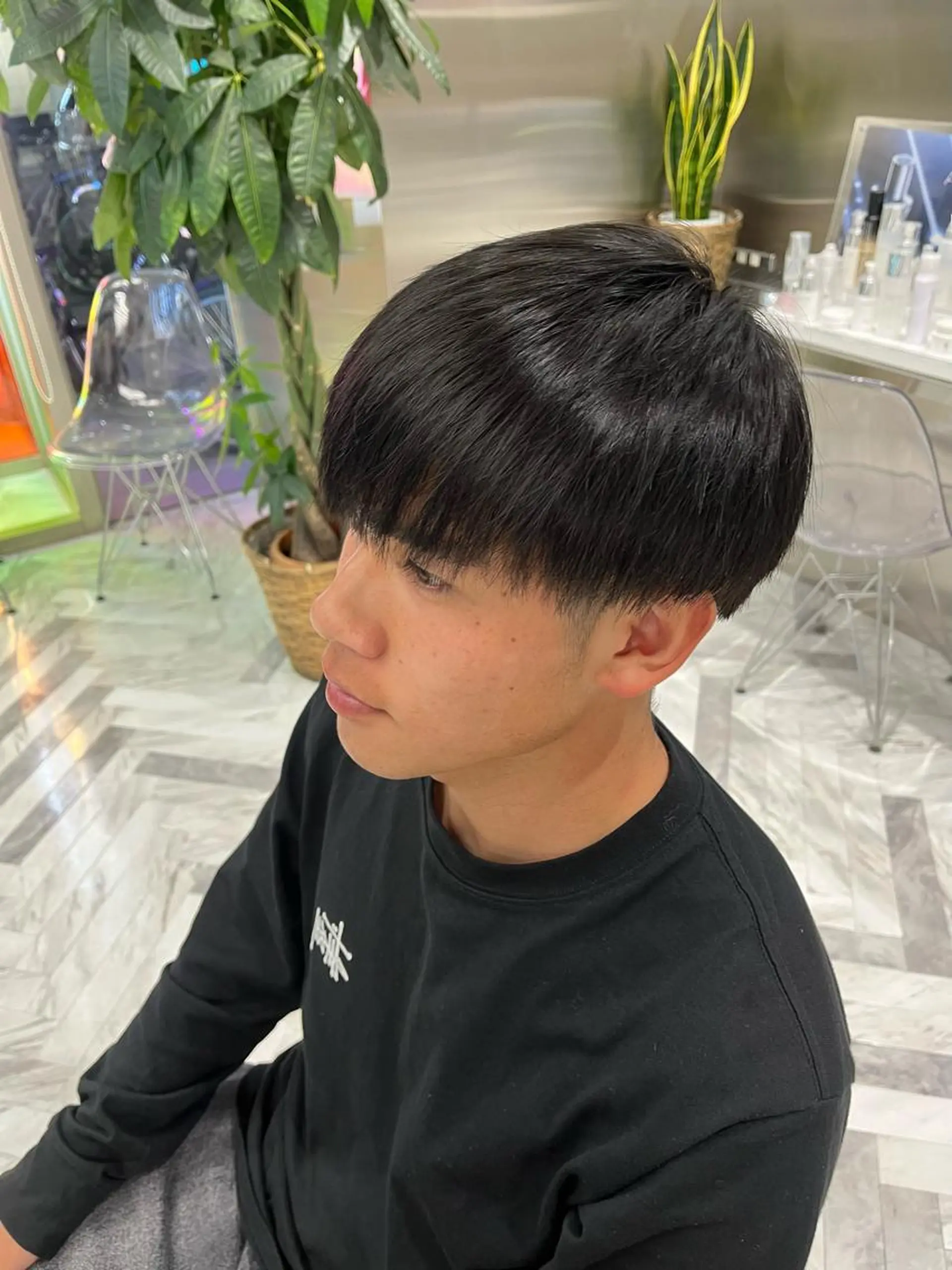 ショート カラー メンズ メンズ就活ヘア マッシュ 刈り上げ 黒髪 ブルーカラー カット ヘアカラー mai🤍縮毛酸性ス トレート/アイリストのヘアスタイル