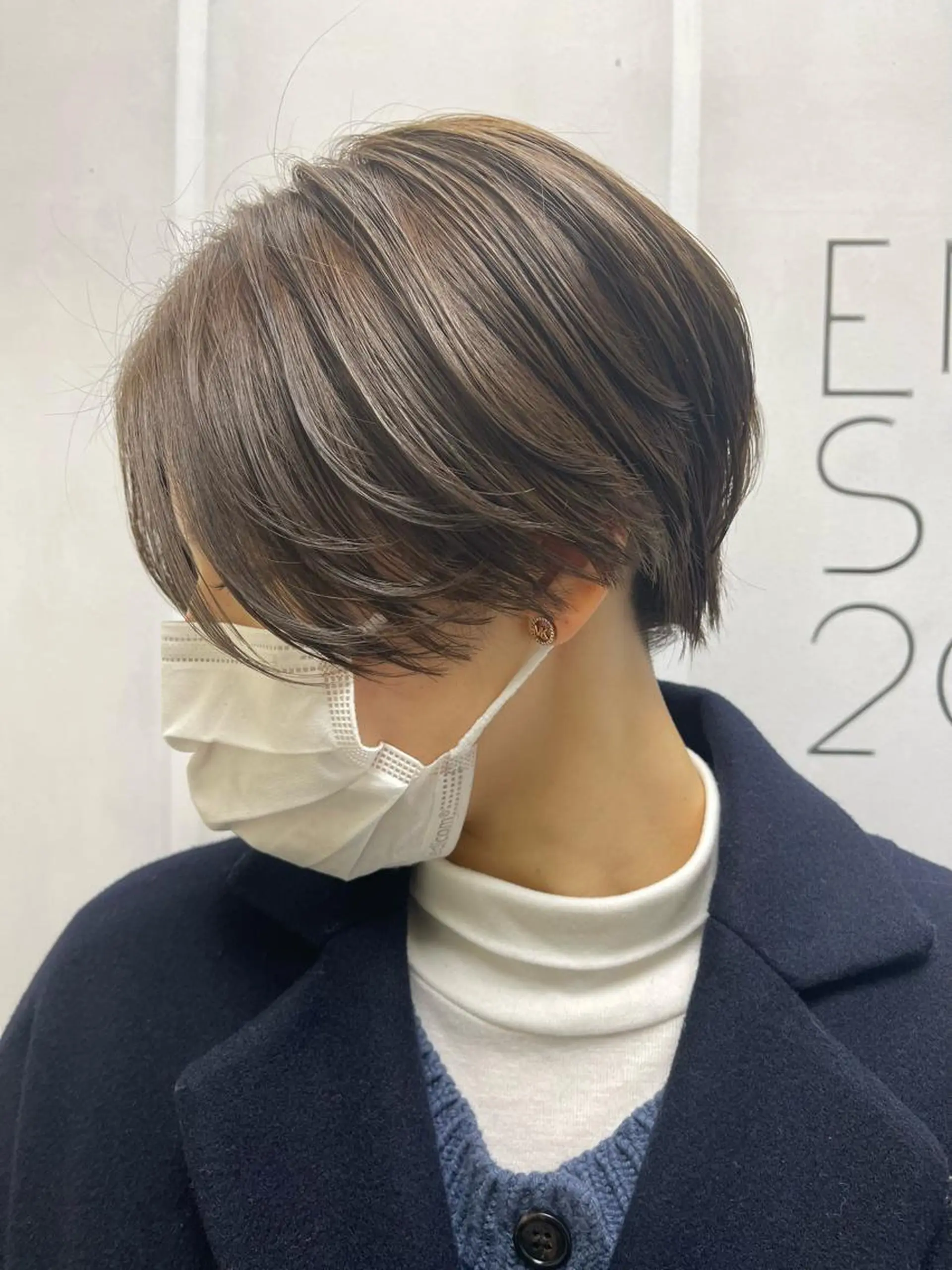 ショート カラー ハンサムショート ブリーチ ダブルカラー グレージュ ブリーチなしカラー OAK溝の口 𖠋SHINYAのヘアスタイル