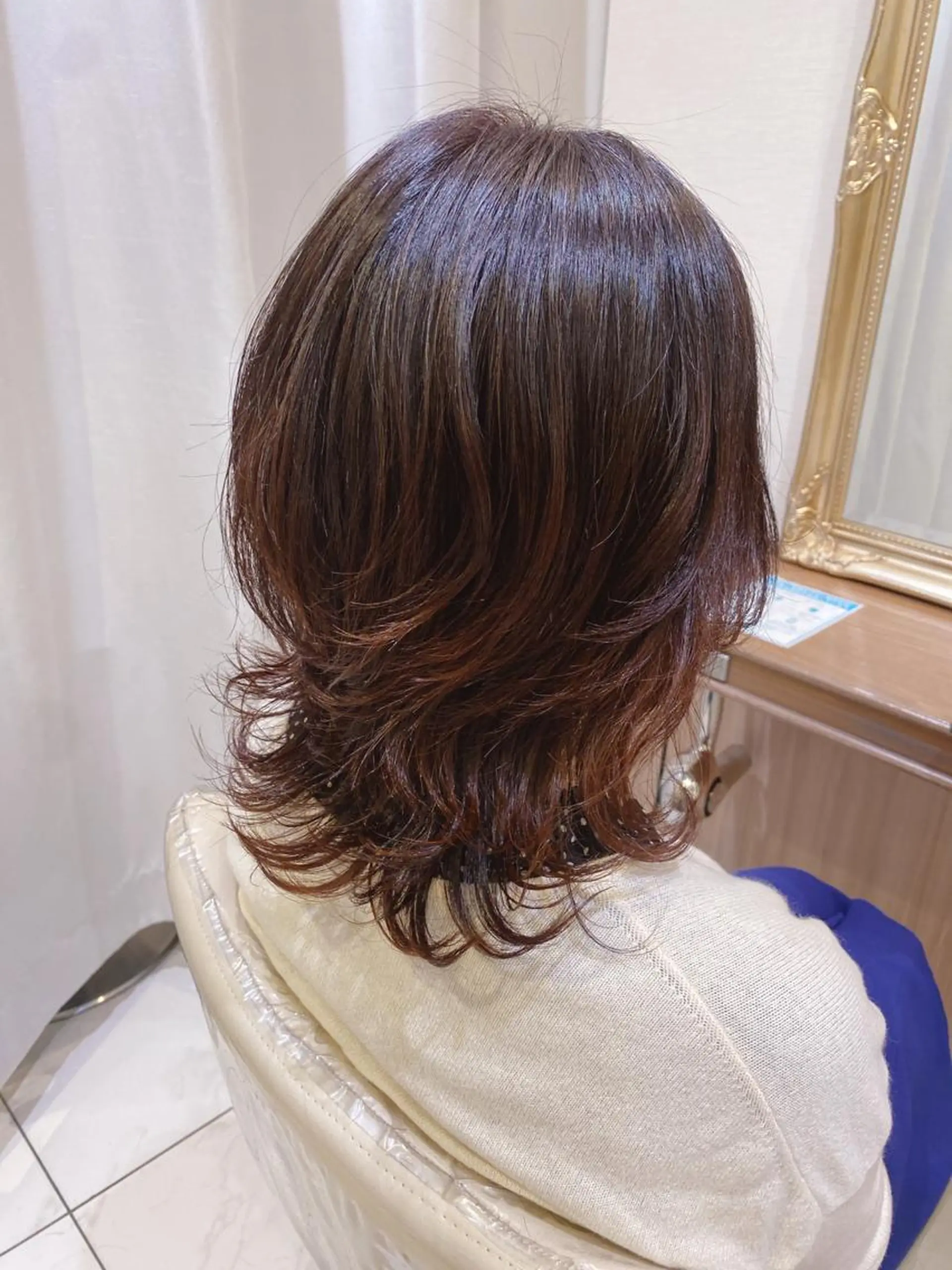 セミロング パーマ 古川 琴美のヘアスタイル