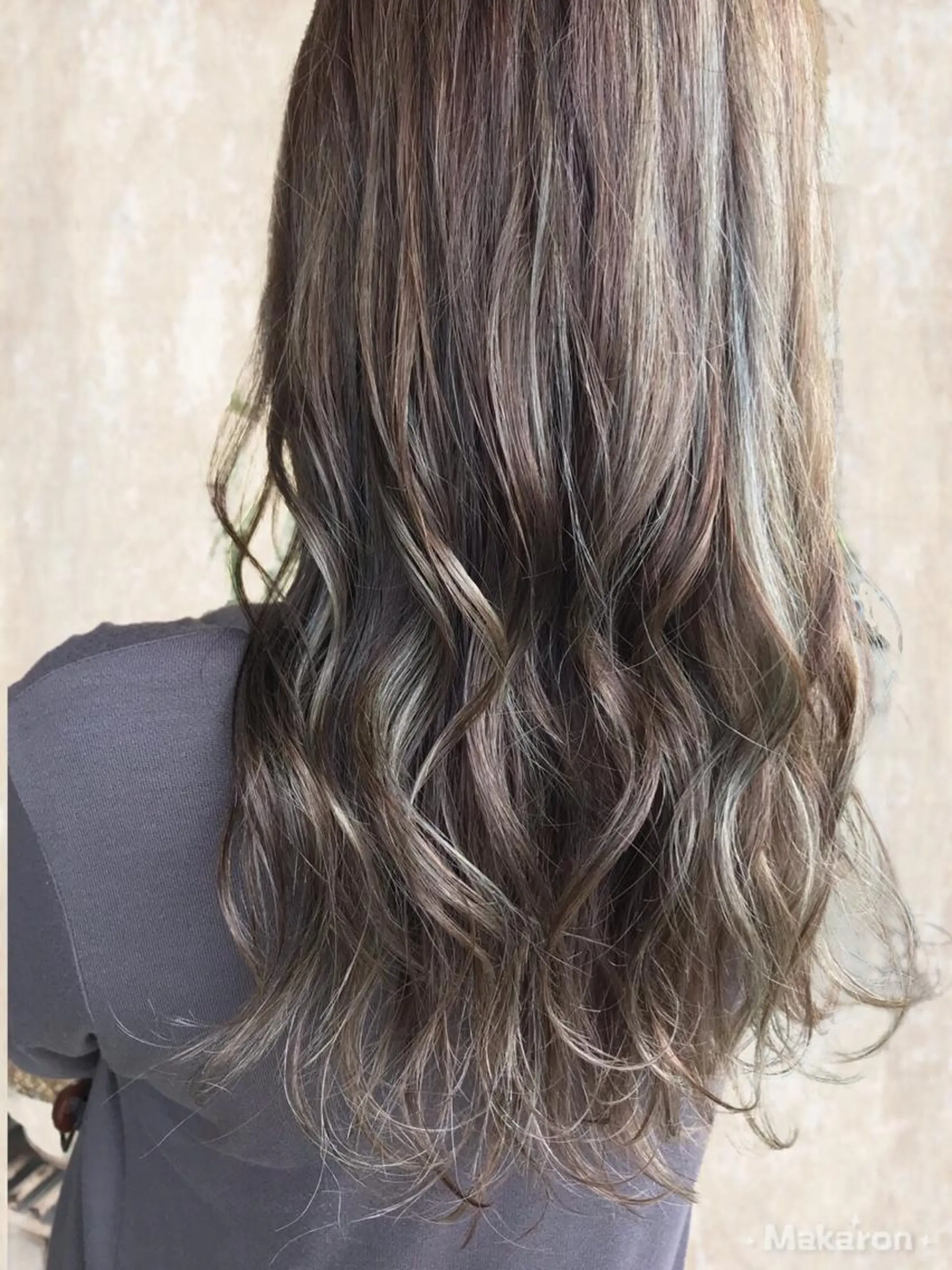 ロング カラー ハイライトカラー ハイライト ロング カット ヘアカラー トリートメント hair works raptureのヘアスタイル