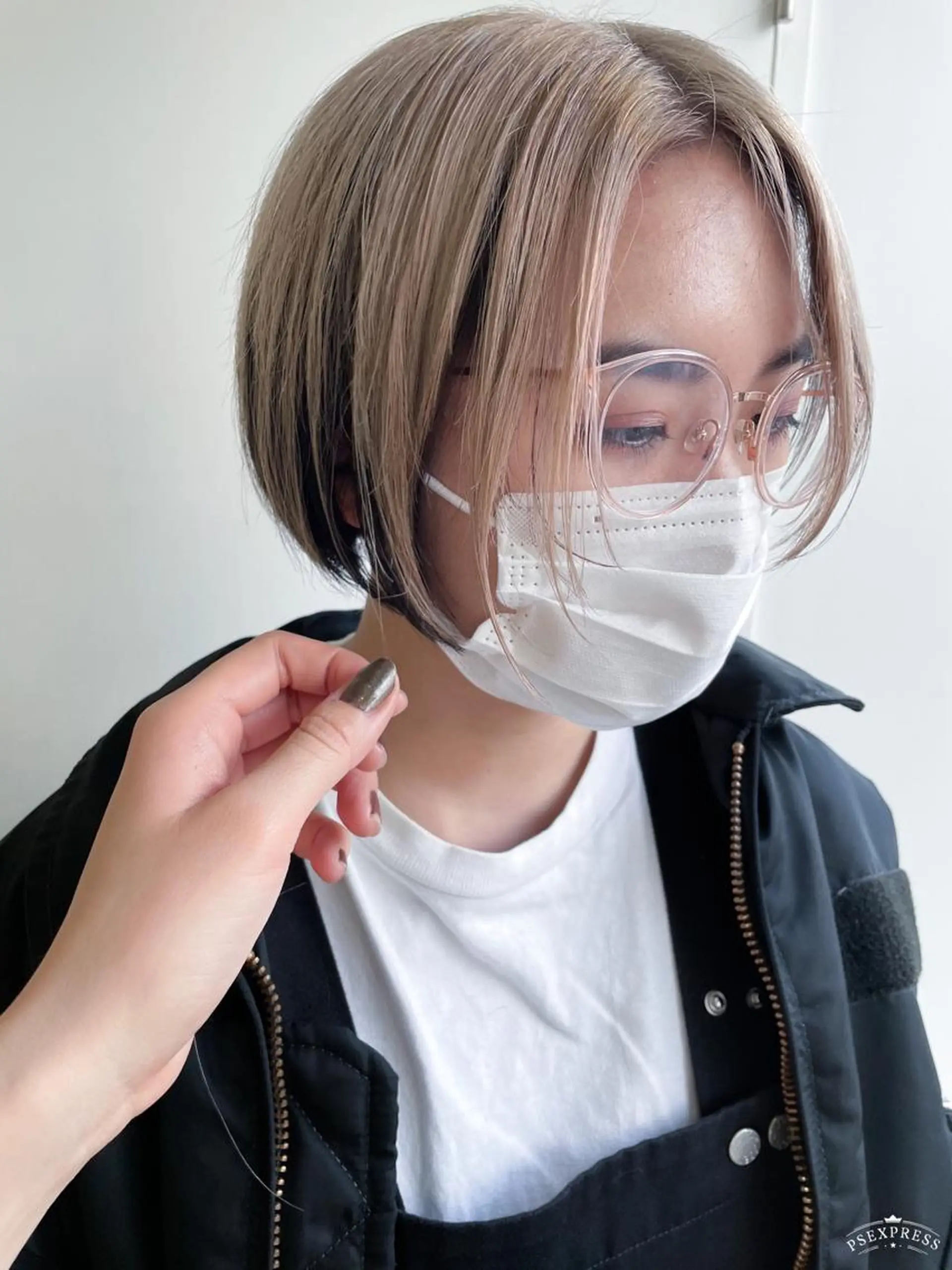 ショート 💜ショート💜 ウルフ、ボブ二色亜美のヘアスタイル