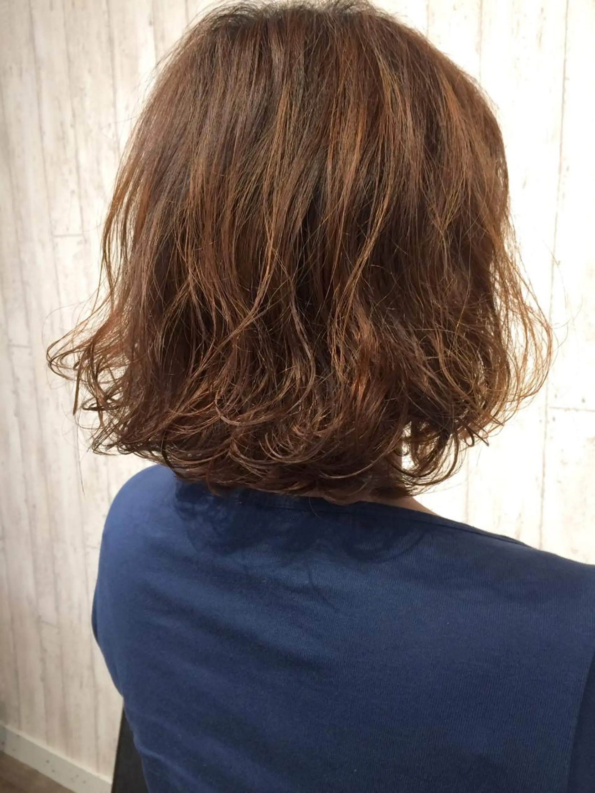 ミディアム カラー パーマ Unique ユニークのヘアスタイル