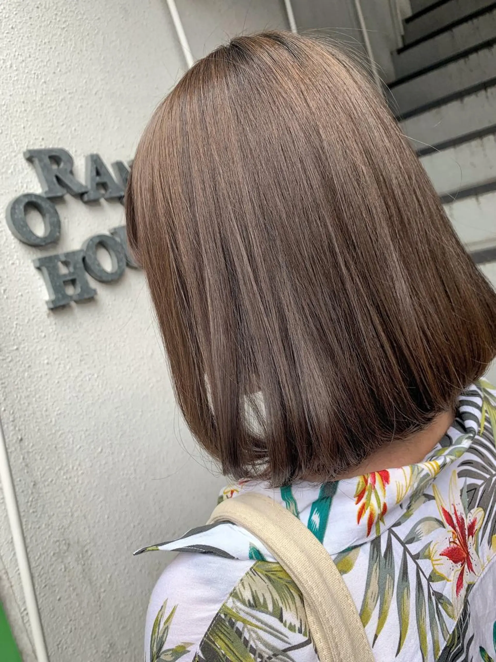ミディアム 丸山 亜加理のヘアスタイル