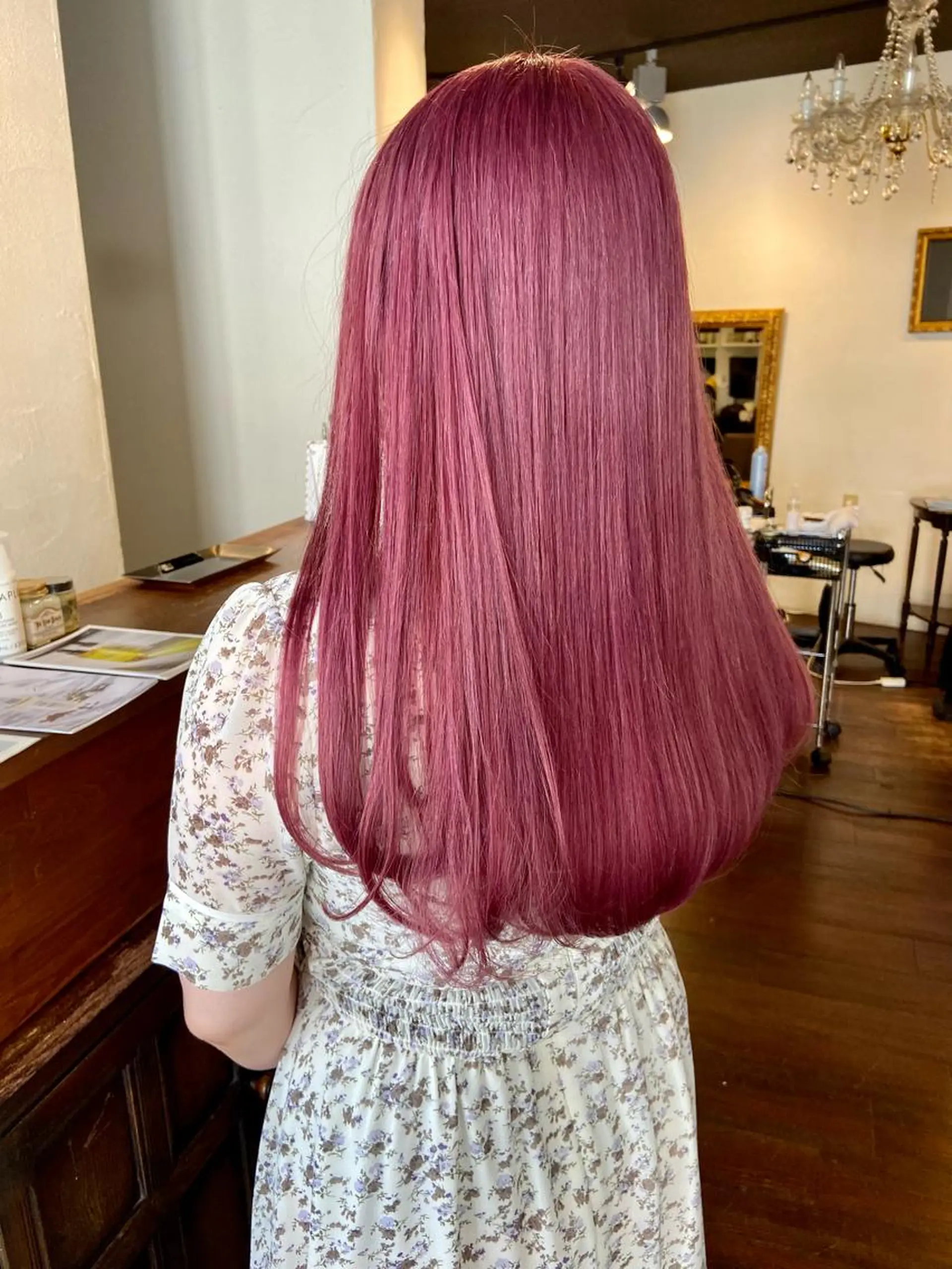 ロング カラー aW HAIRカンノ カナエのヘアスタイル