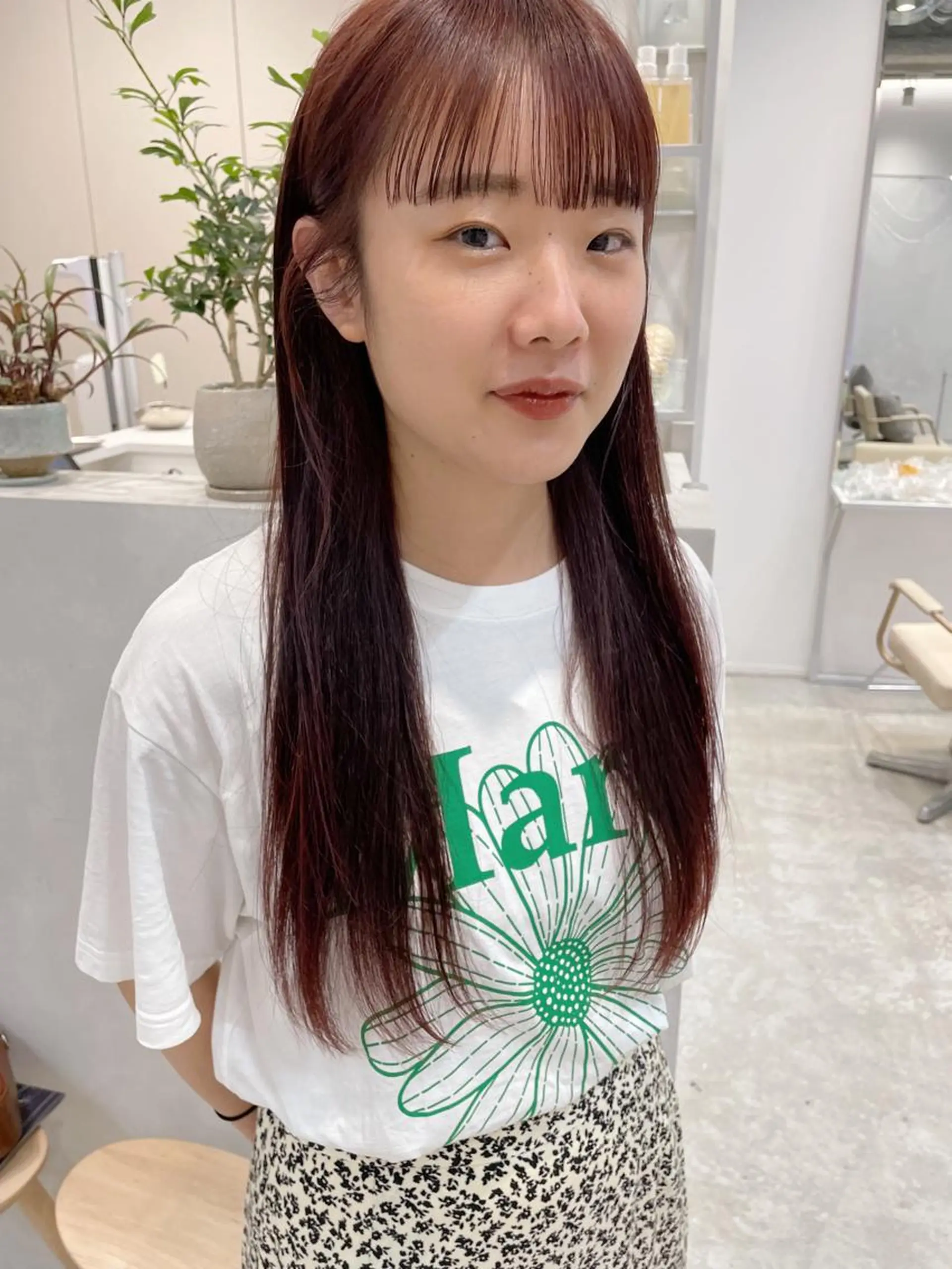 ロング カラー 青木 優歩のヘアスタイル
