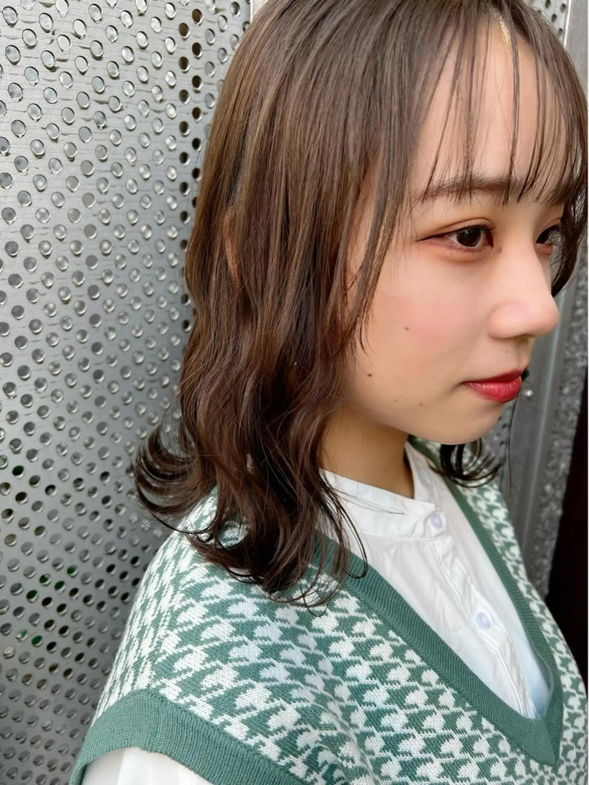 ミディアム カラー グレージュ モテ髪🌈細矢 森平のヘアスタイル