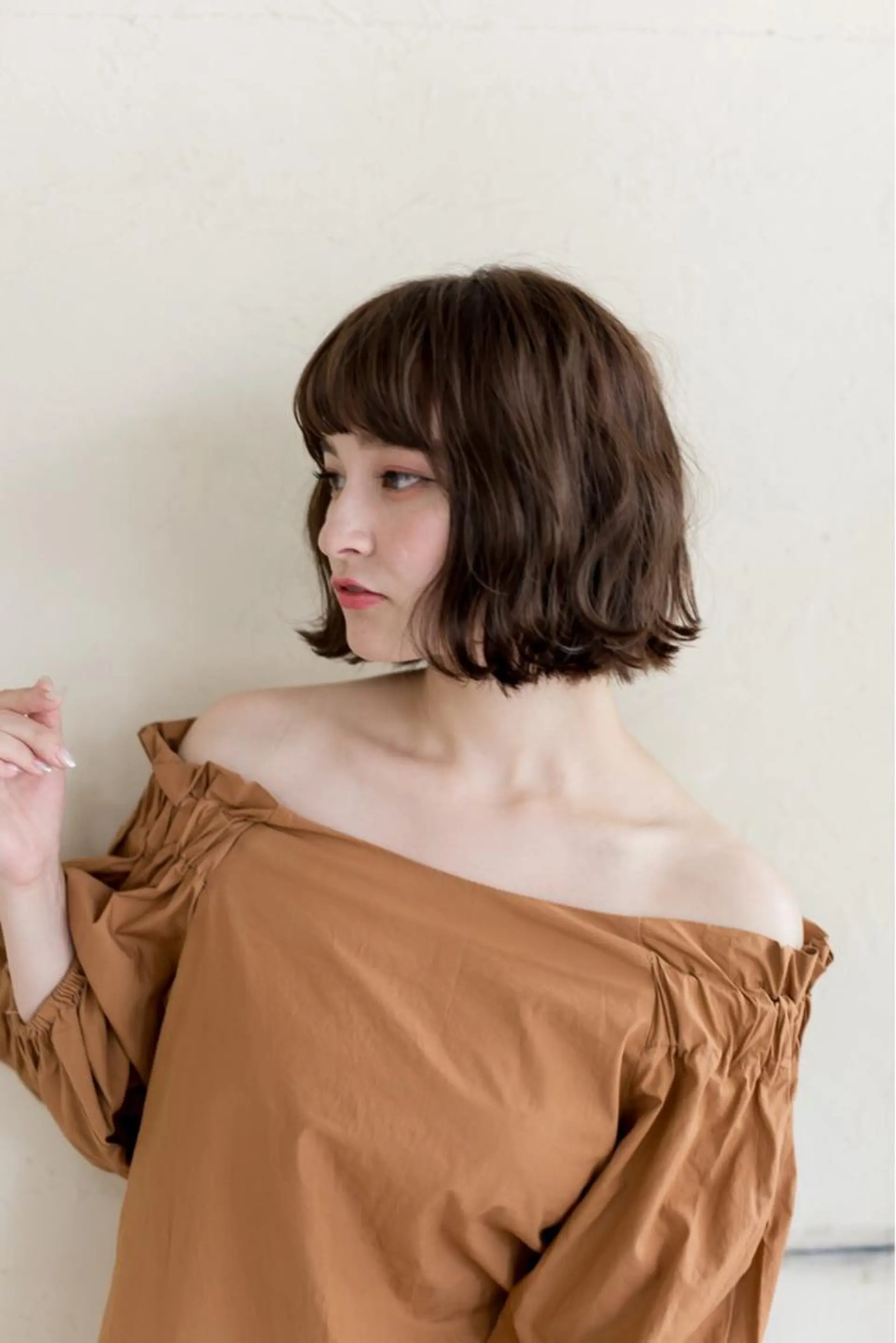 ショート カラー ENIF ヤマグチアツコのヘアスタイル