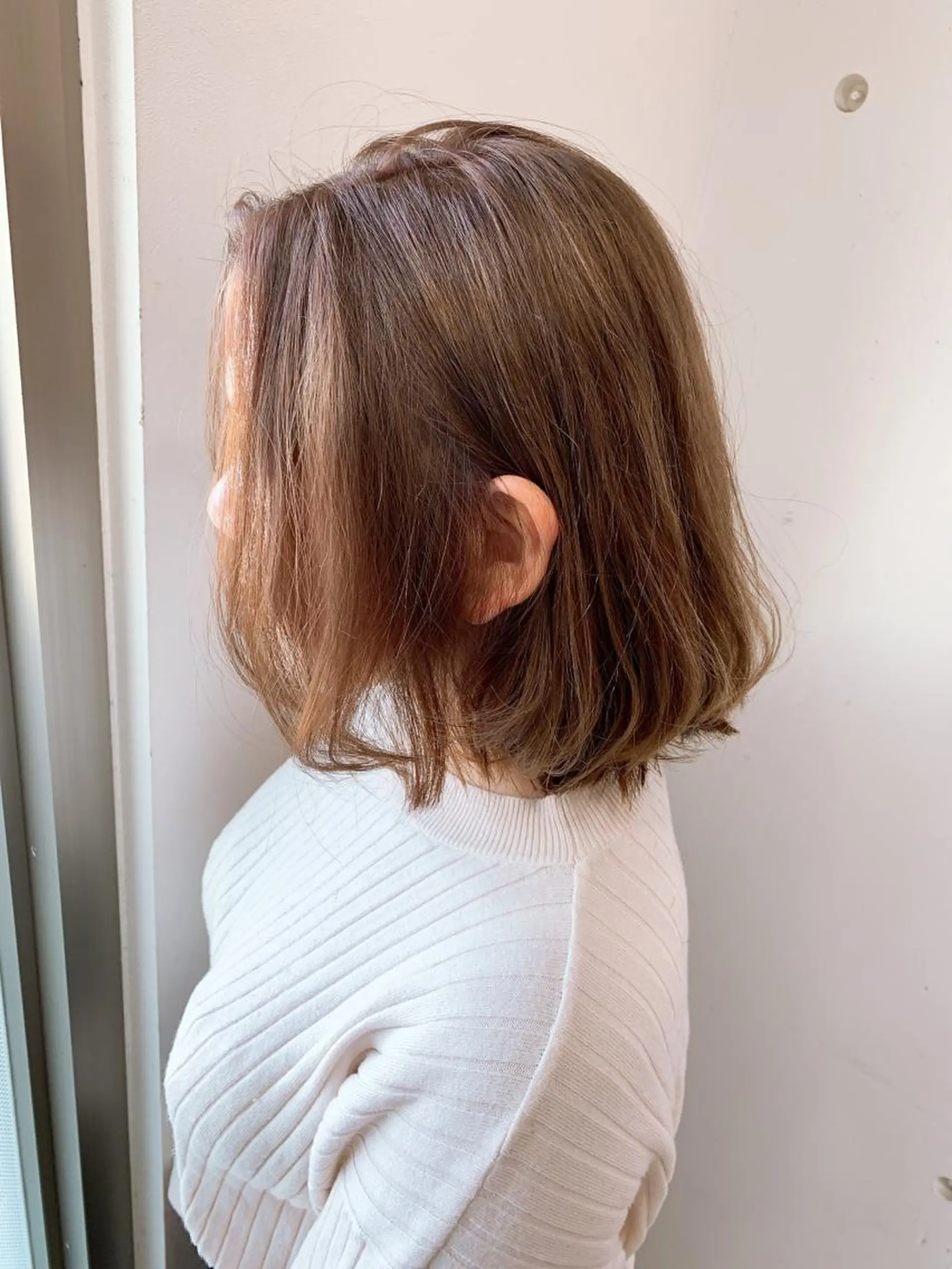 ショート カラー パーマ 白髪ぼかしハイライト 柳川拓哉のヘアスタイル