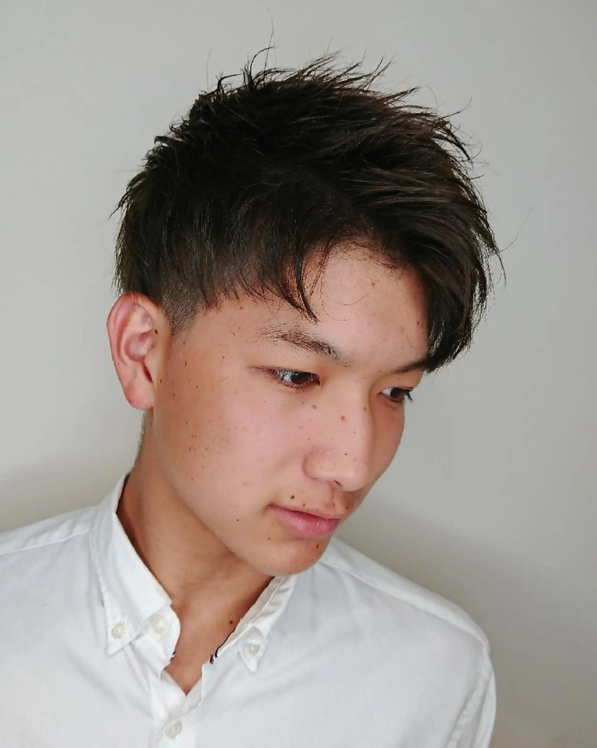 メンズ カラー パーマ ヘアアレンジ ブリーチ/ヘアケア/ 艶髪/イギチハルのヘアスタイル