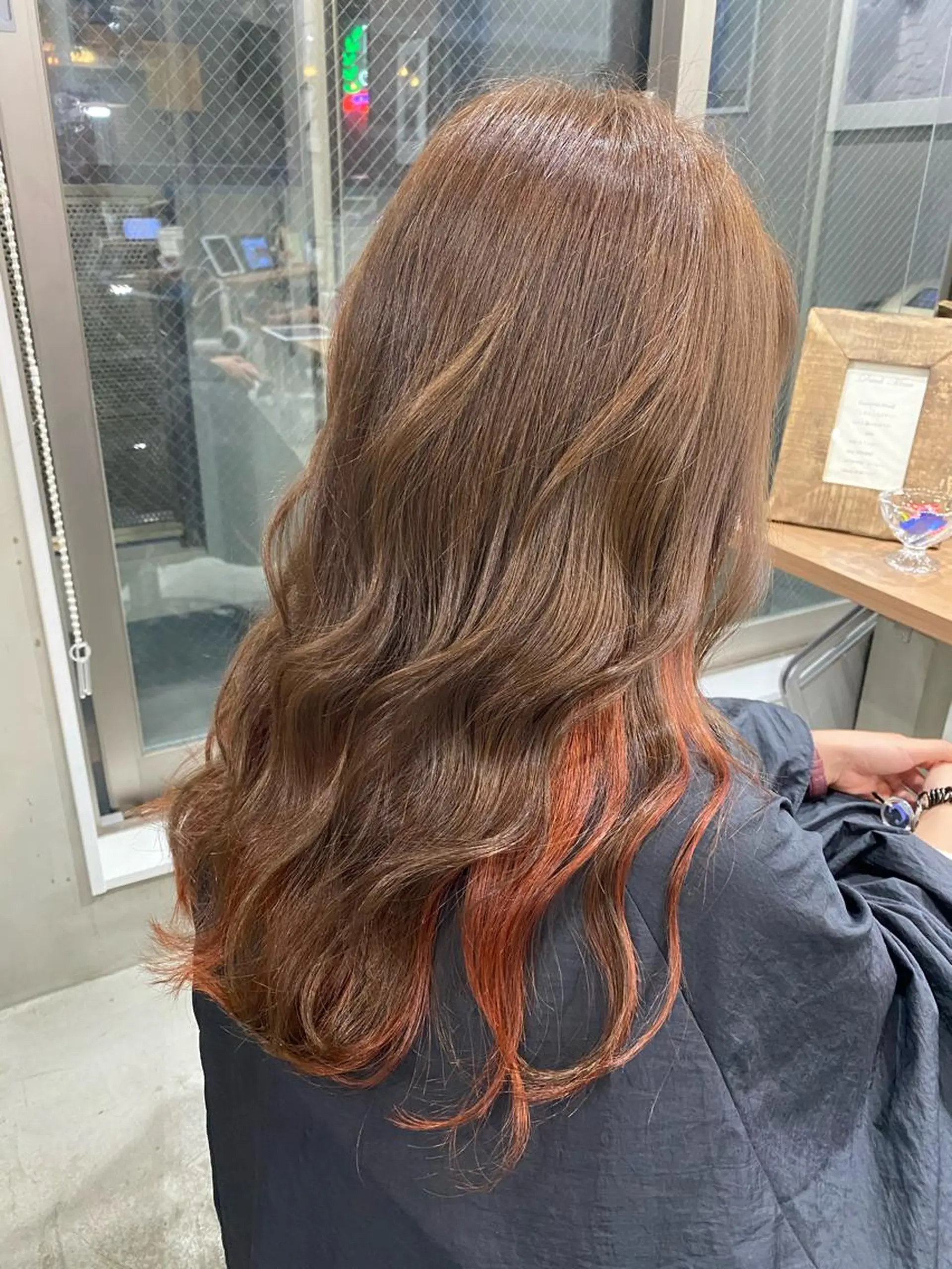 ロング yuuka🌻 ハイライト/艶カラーのヘアスタイル