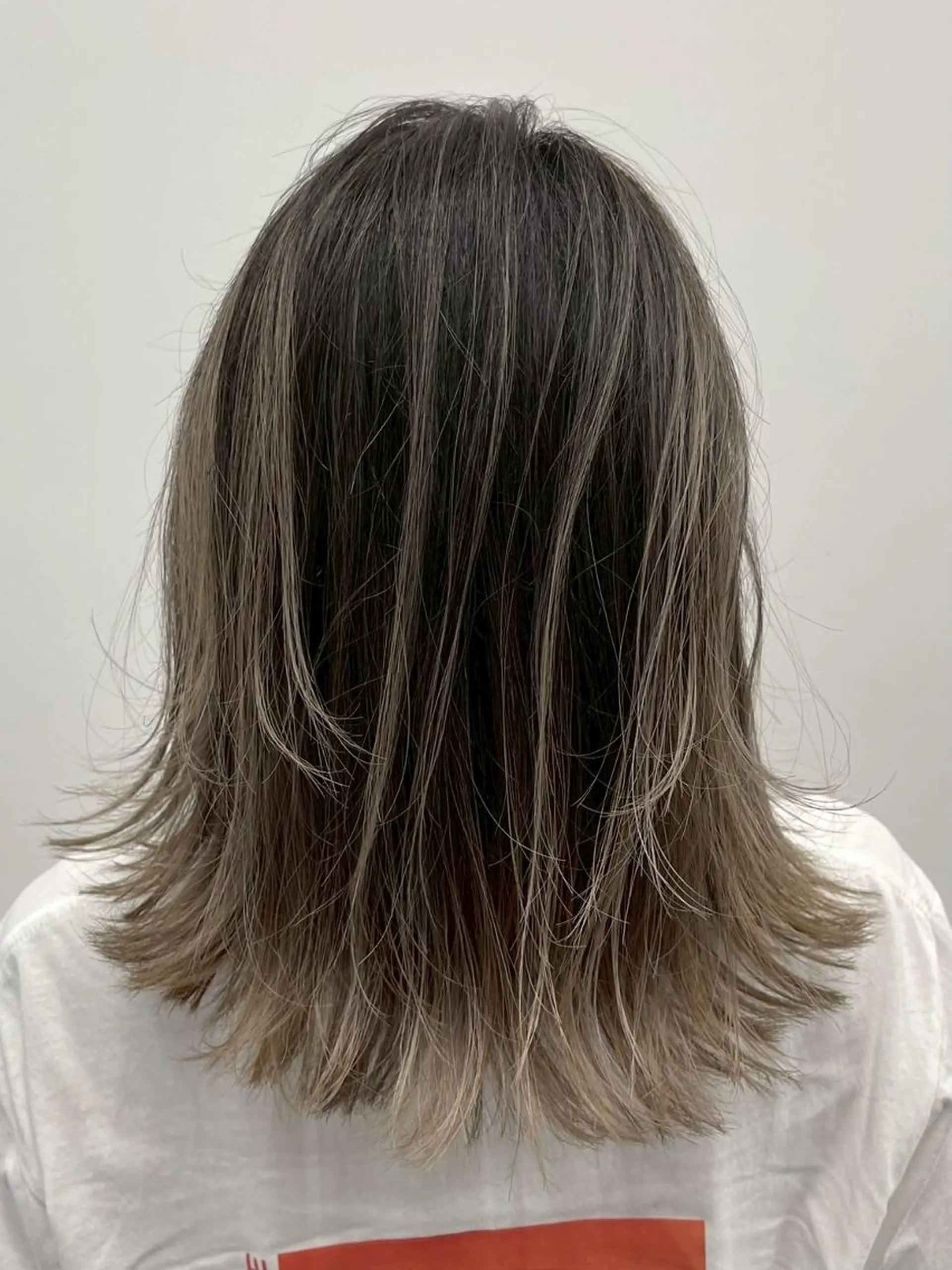 ロング カラー アディクシーカラー アッシュ ブルーカラー ダークアッシュ グレージュ 【公式】amble luxe池袋東口🩷のヘアスタイル