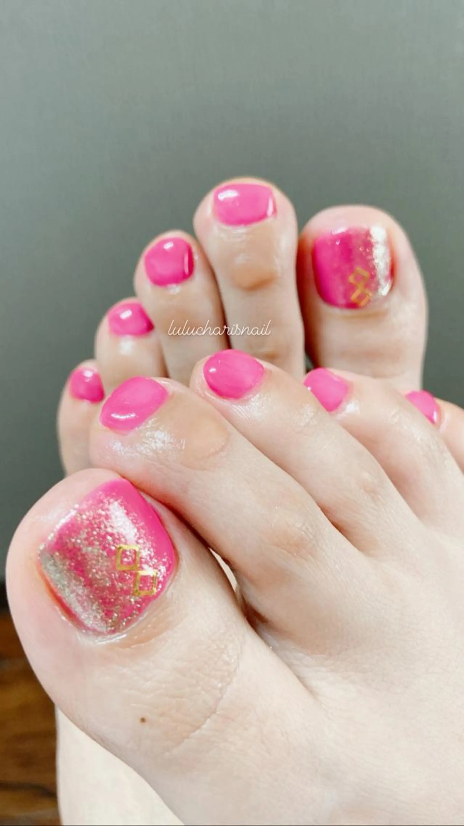 ネイル アートネイル フットネイル lulucharis nailのネイルデザイン