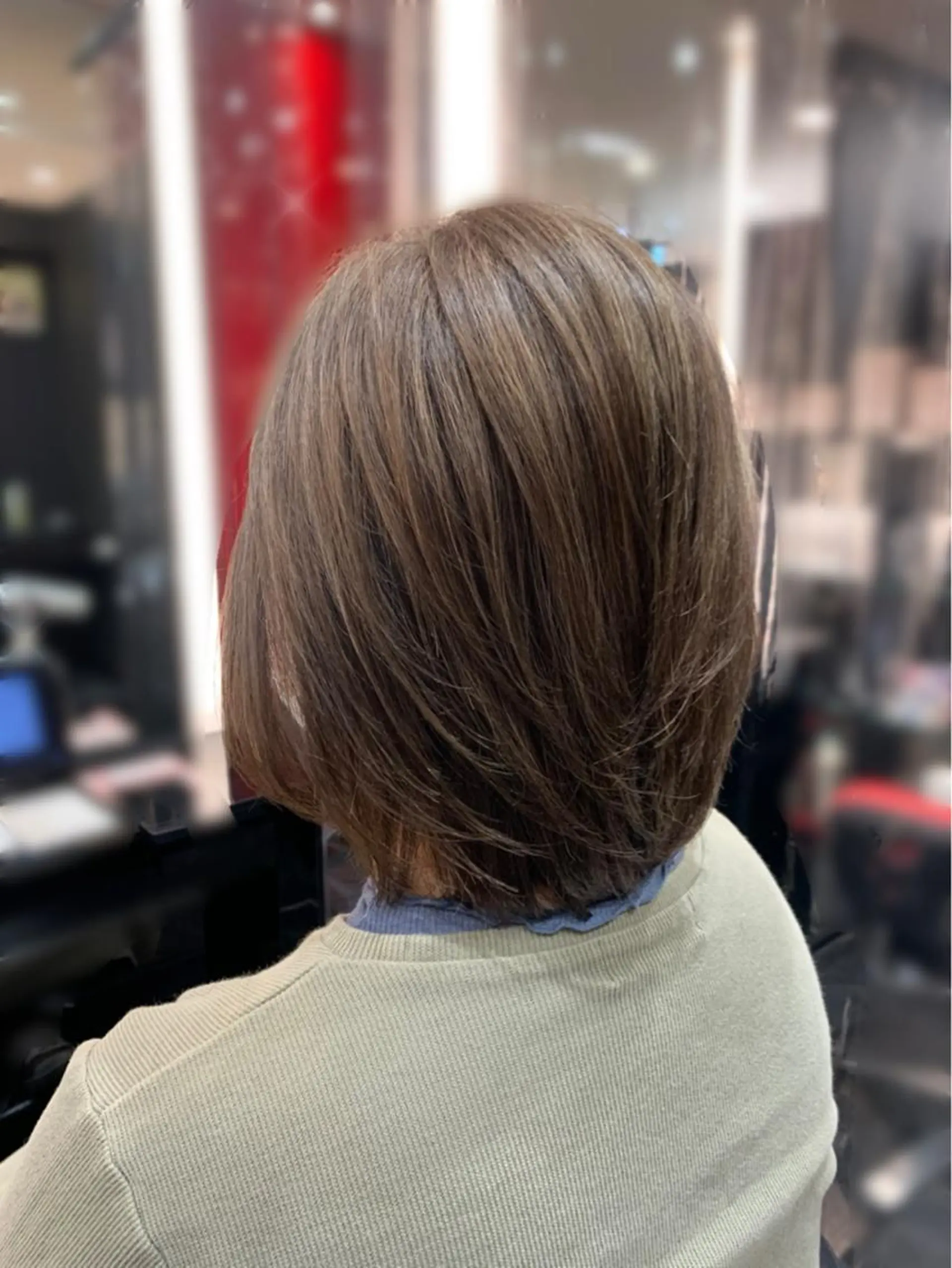 ショート カラー ハイライトカラー ハイライト 艶髪/白髪ぼかし ヘッドスパ/大野結菜のヘアスタイル