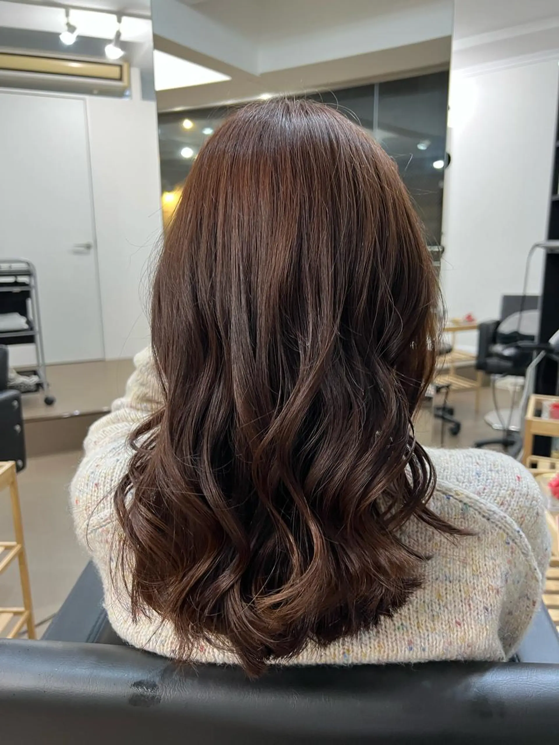 セミロング カラー ブリーチ ケアブリーチ ダブルカラー イヤリングカラー ハイライトカラー 神戸ボブ✂️ ioe三宮/田 伸佳のヘアスタイル