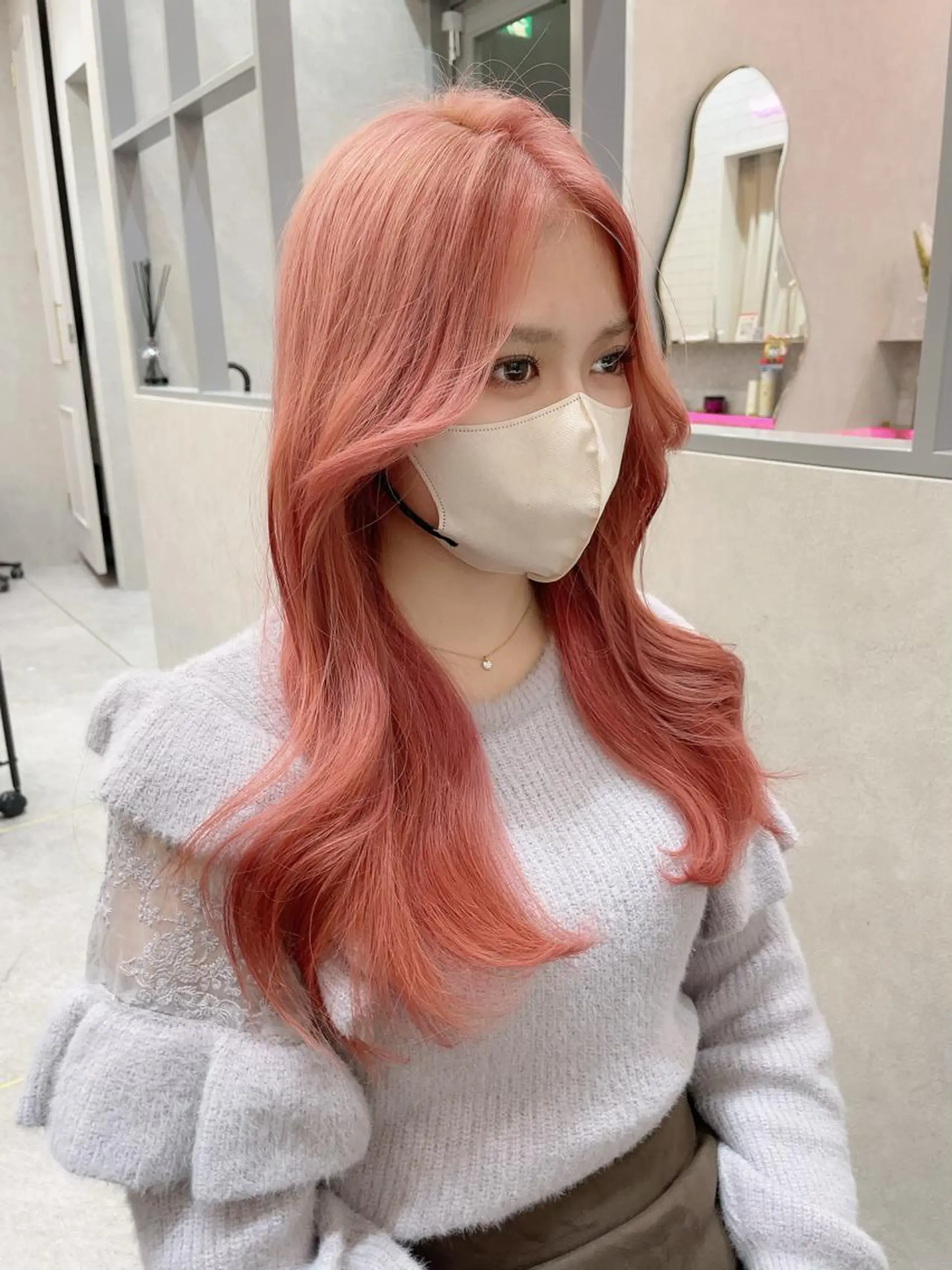 カラー rina／ベージュ ワンホン/韓国ヘアのヘアスタイル