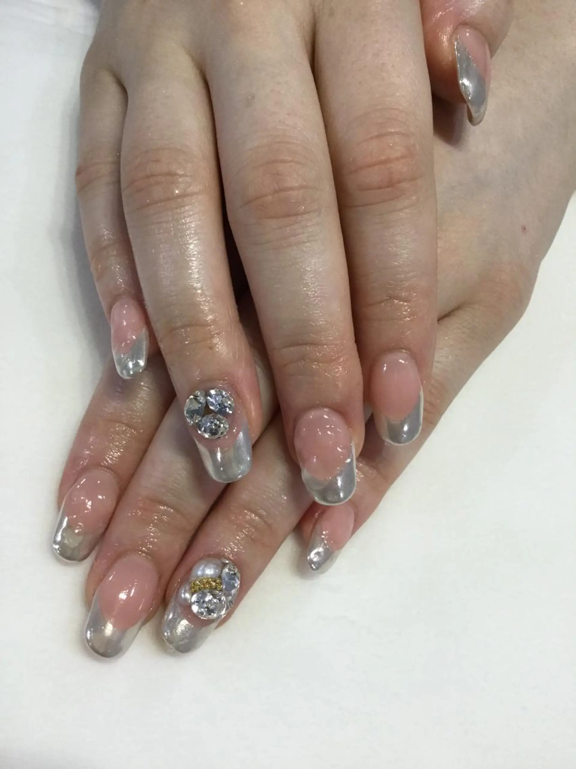 ネイル ハンドネイル 💎🐰 saki. m 🐰💎のネイルデザイン