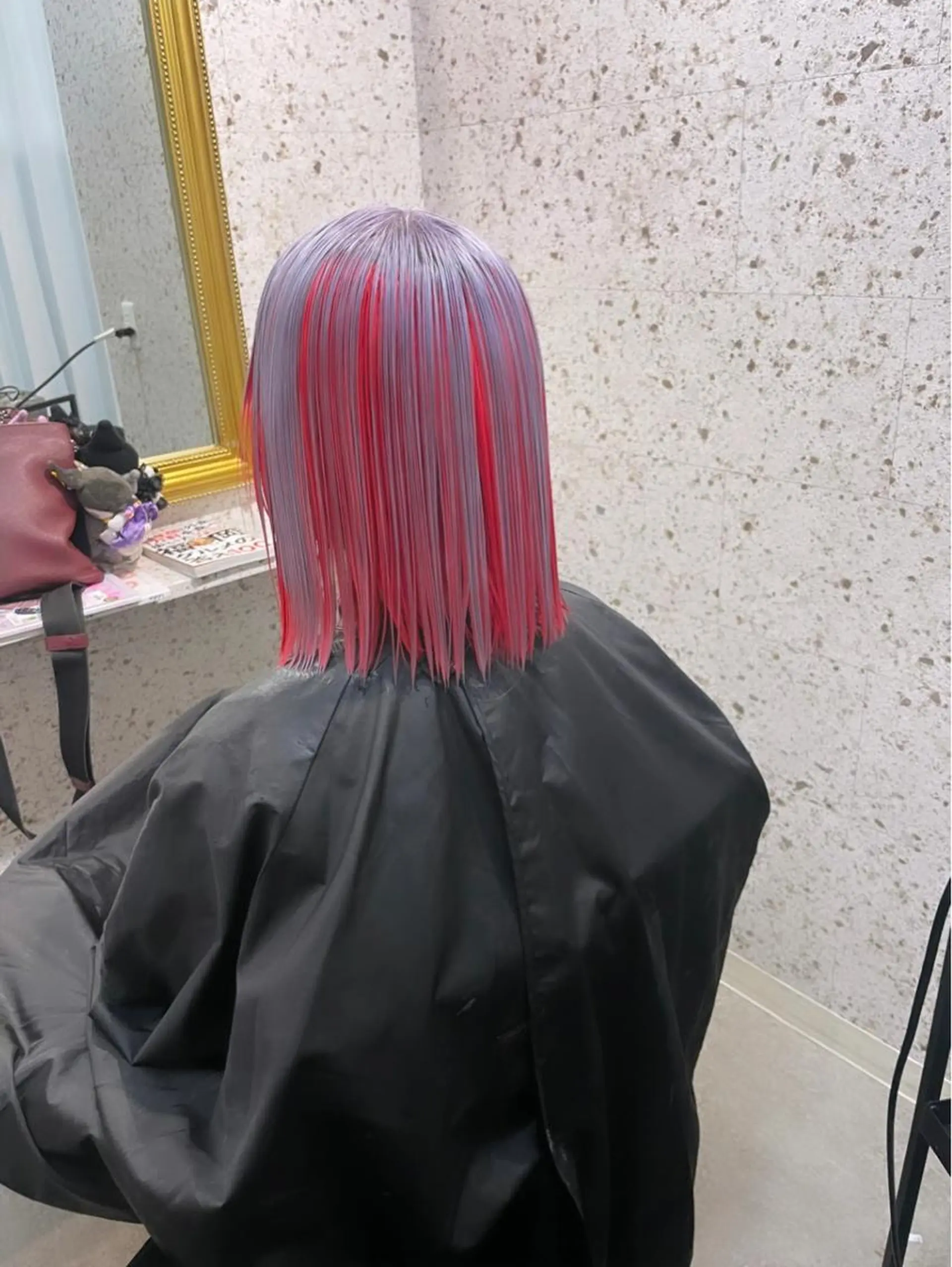 ミディアム 有人/バレイヤージュ /シャドールーツのヘアスタイル