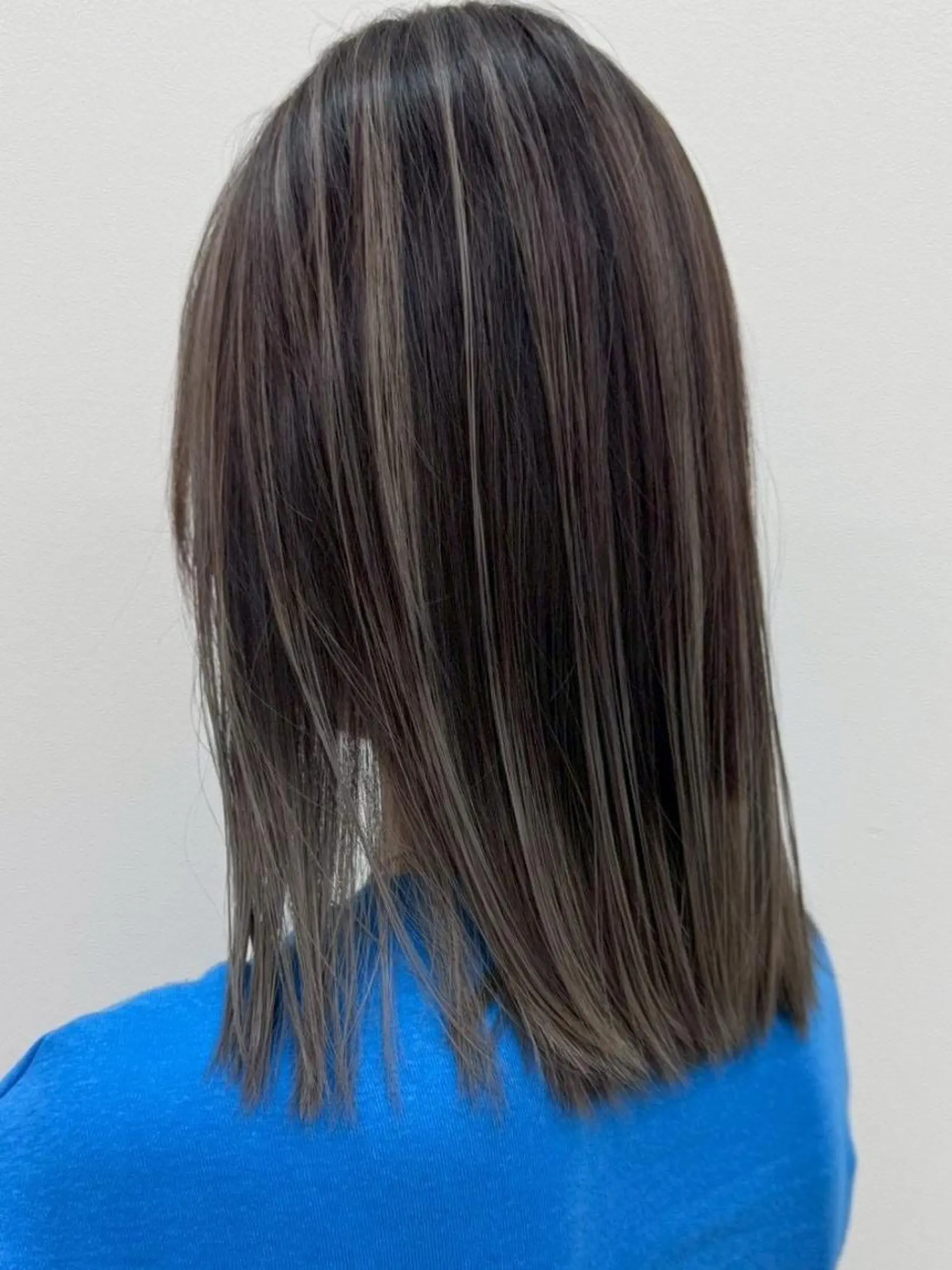 ミディアム カラー 正分 真美のヘアスタイル