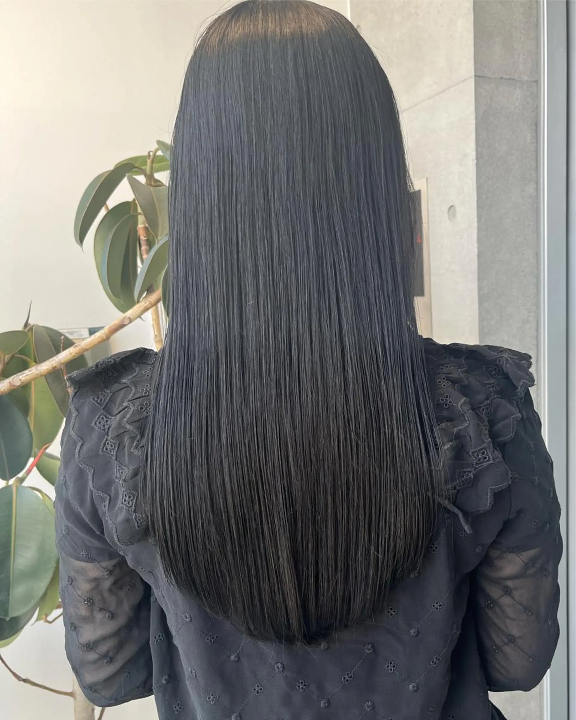 セミロング カラー パーマ ヘアアレンジ カット ヘアカラー トリートメント ヘッドスパ 透明感/オリーブ/ グレージュ/YUKAのヘアスタイル