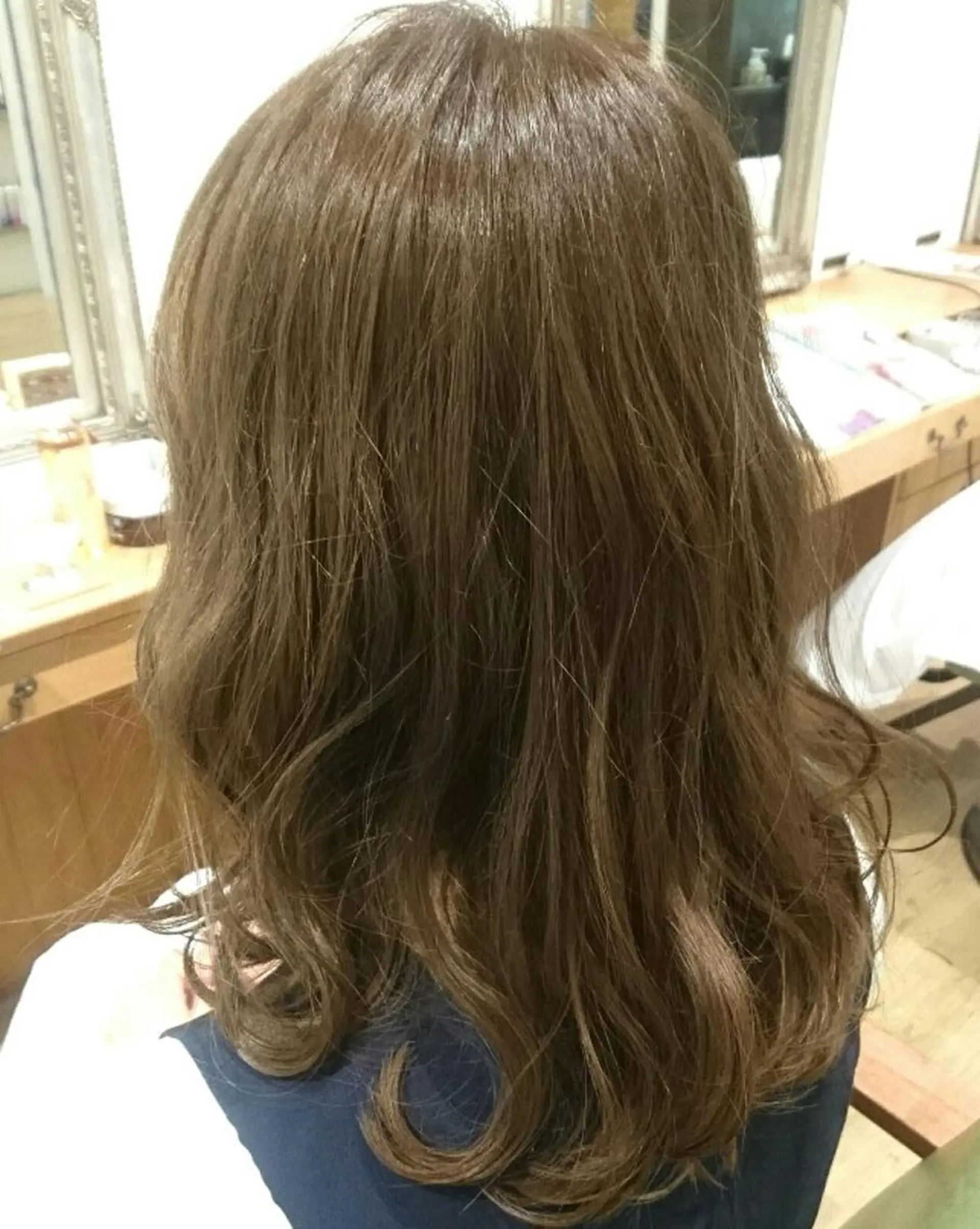 ミディアム カラー グレージュ ヘアカラー 山形 光輪子のヘアスタイル