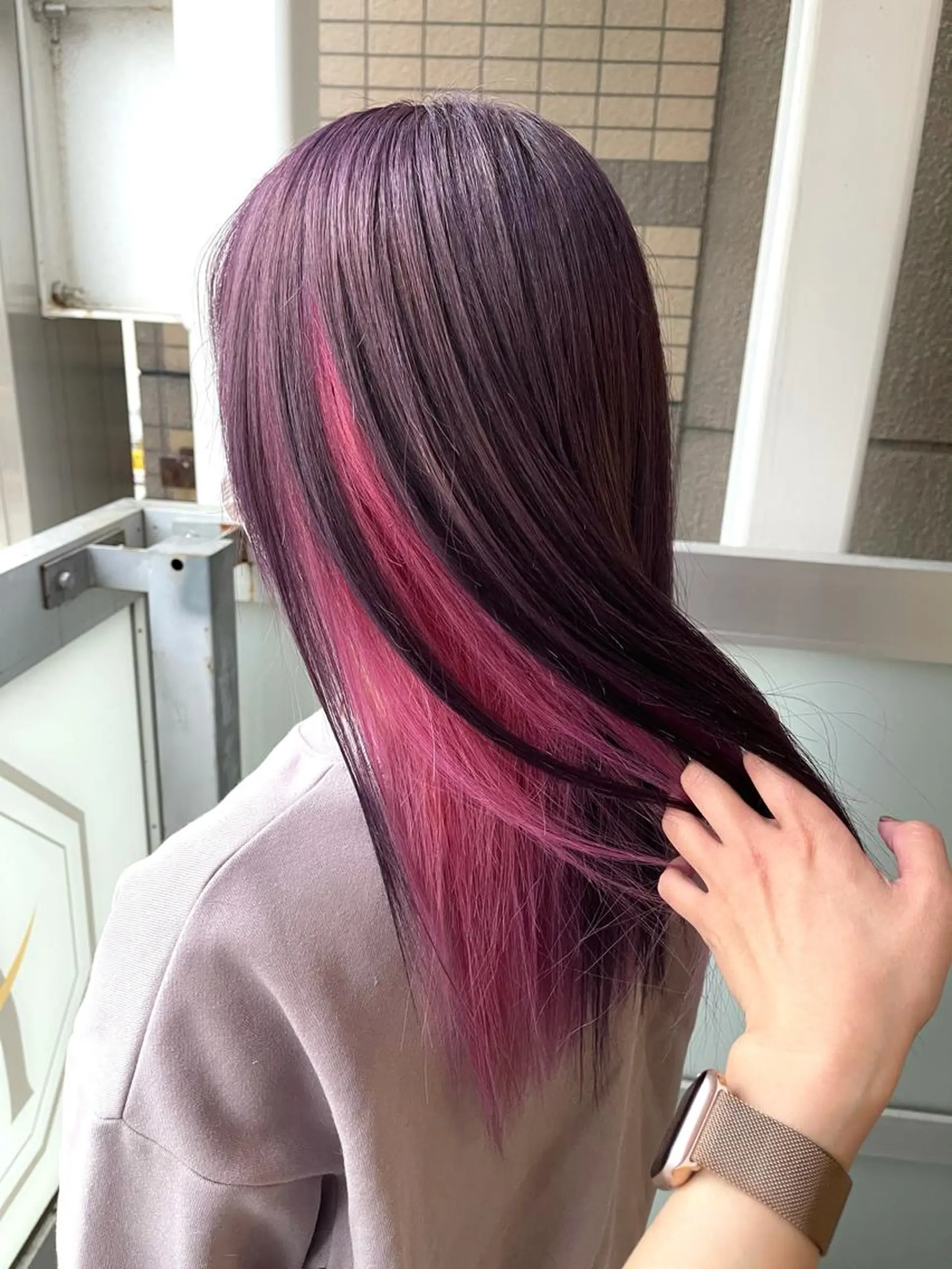 ロング カラー パーマ 岩谷/ブリーチ 🪽透明感カラーのヘアスタイル