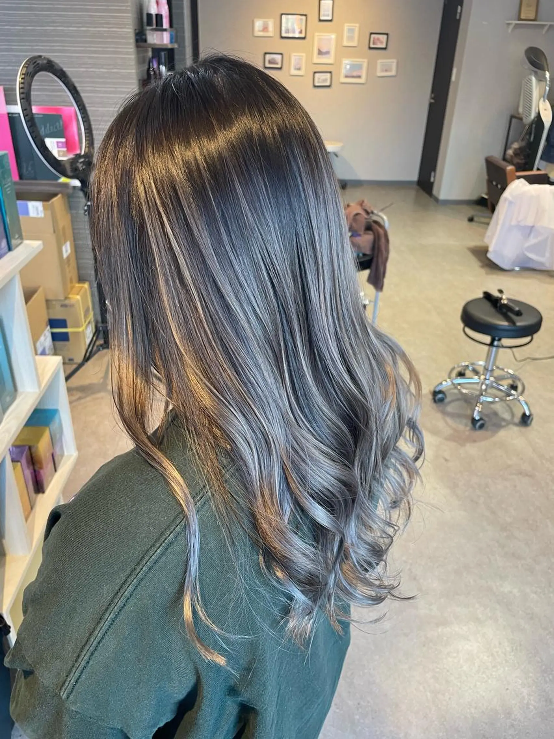 セミロング カラー 山本 貴弘のヘアスタイル