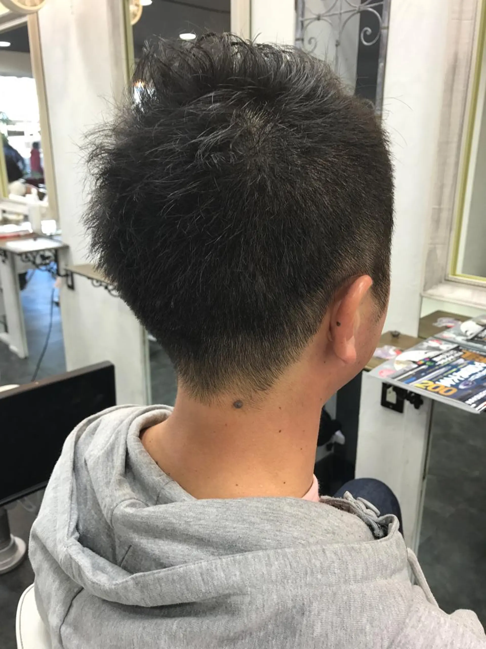 ショート イシイ リョウヘイのヘアスタイル