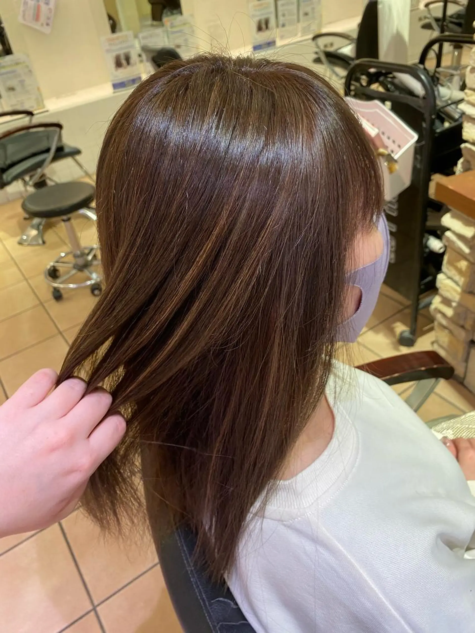 セミロング ハイライト 西岡 あつみ/ 堀江美容室のヘアスタイル