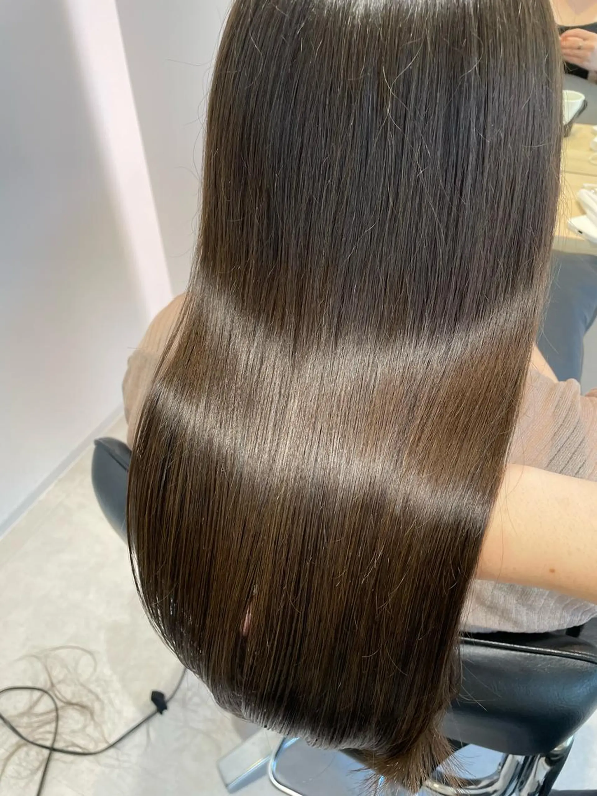 セミロング ウサミ/髪質改善 酸性ストレート🌈のヘアスタイル