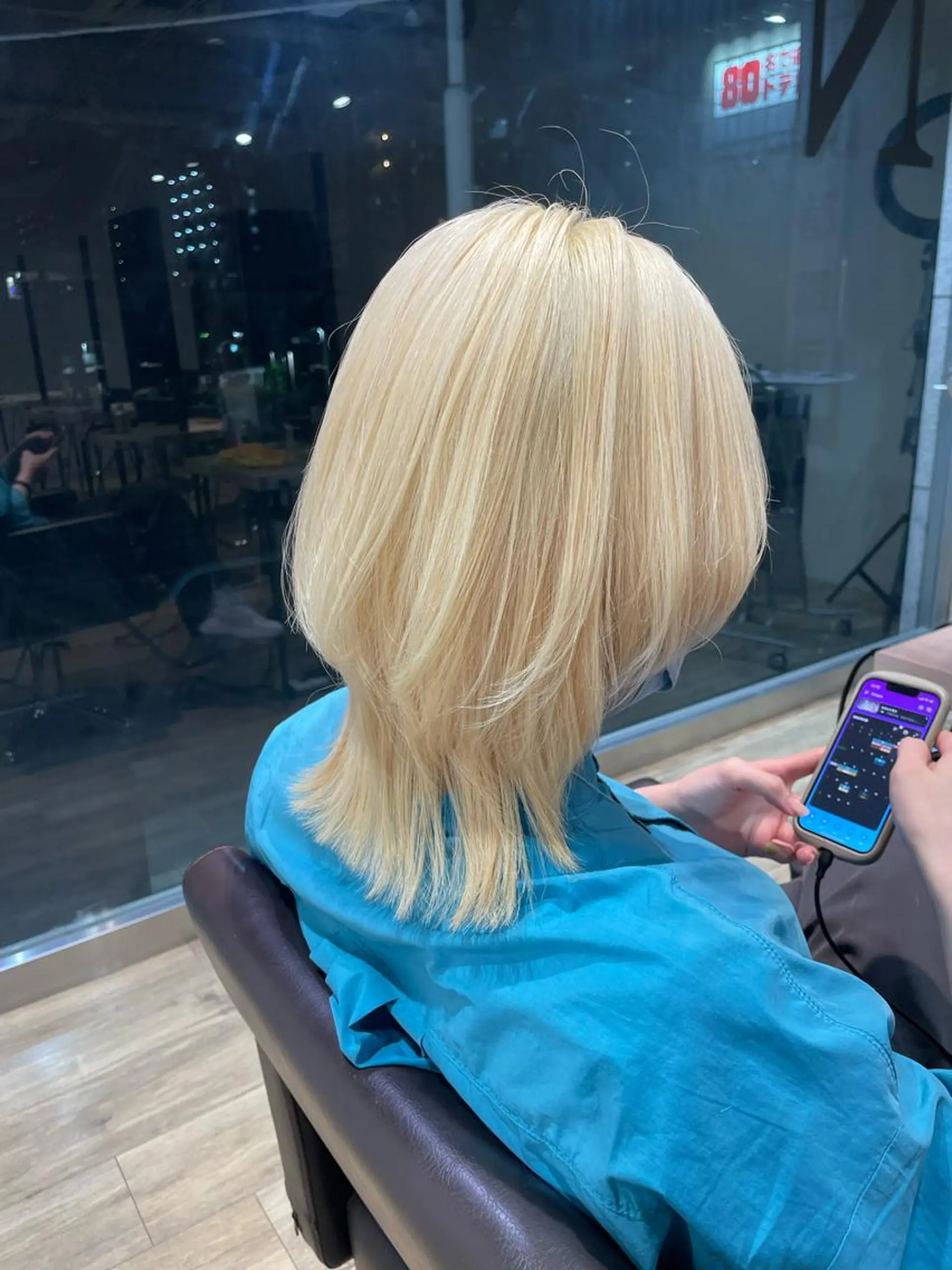 ミディアム 前田 菜奈子のヘアスタイル