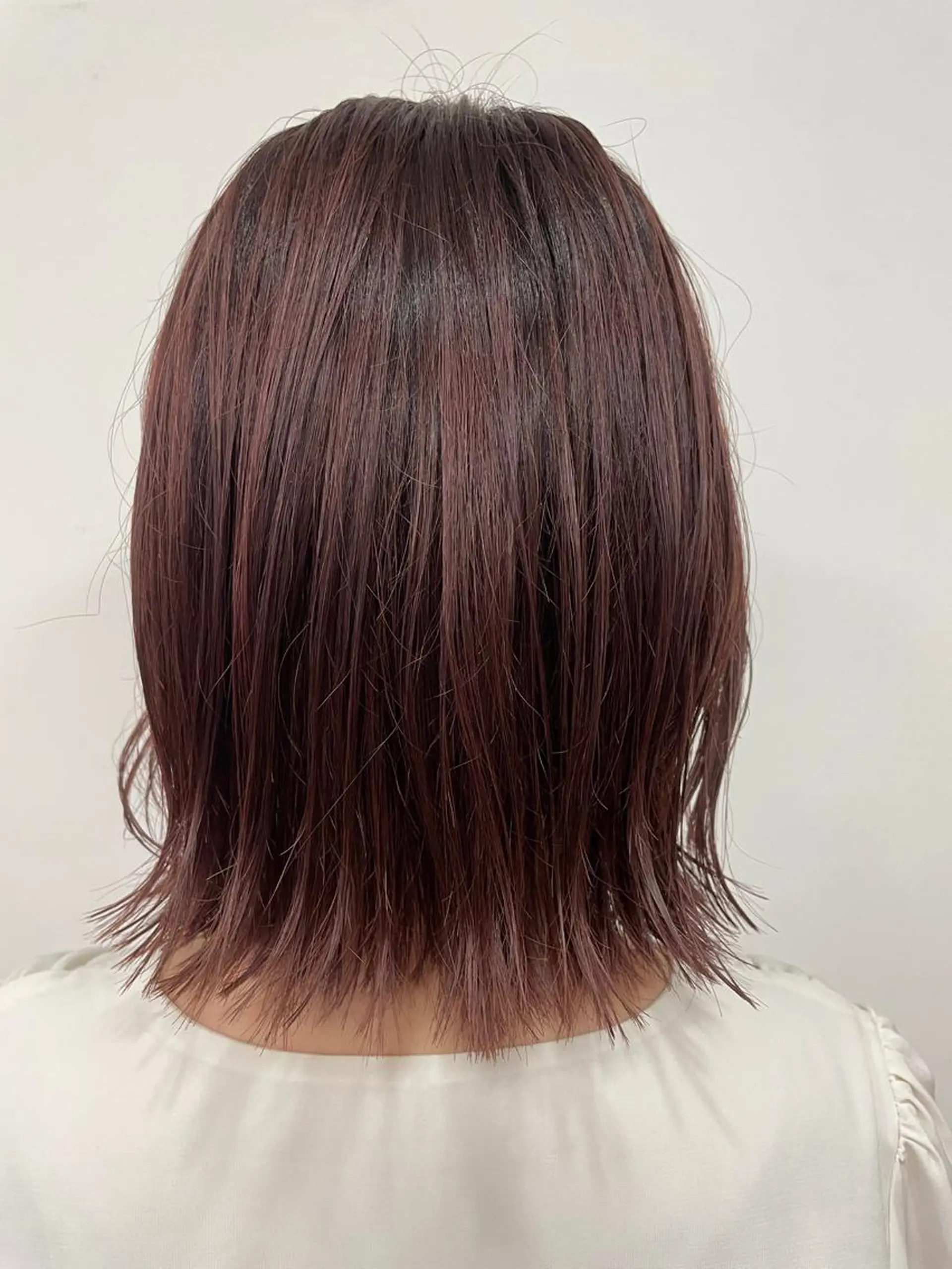 ミディアム カラー 河口 友里のヘアスタイル