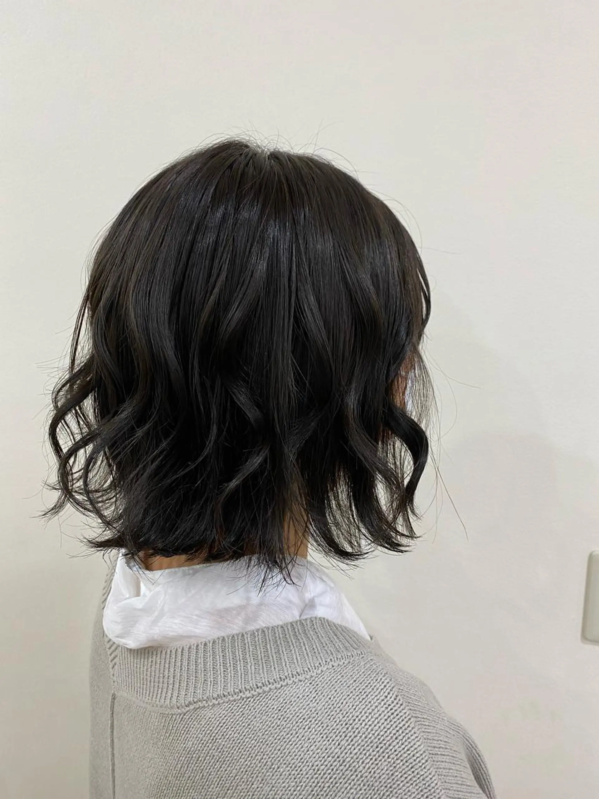 ミディアム 内田 遥香のヘアスタイル