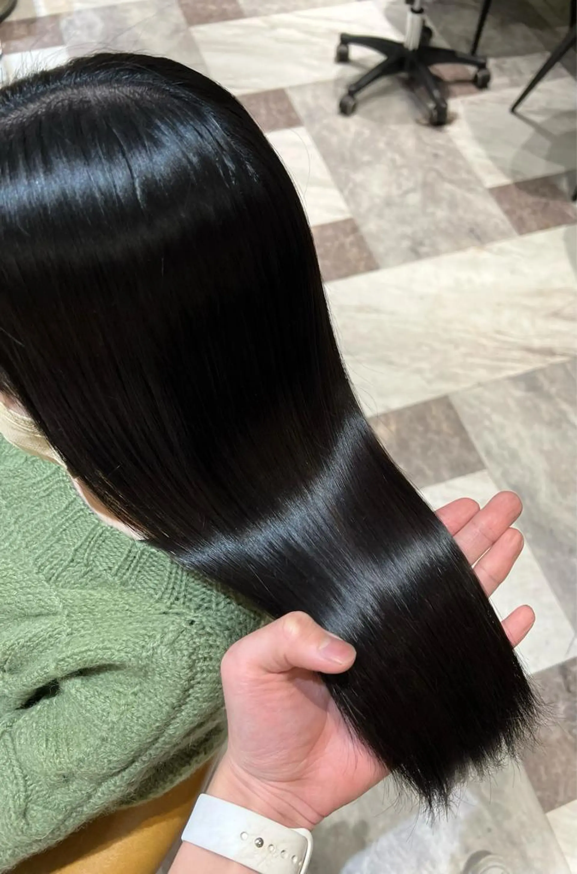 セミロング カラー ヘアカラー 縮毛矯正 トリートメント レイヤーカット/ 顔周り 五島巨幹のヘアスタイル