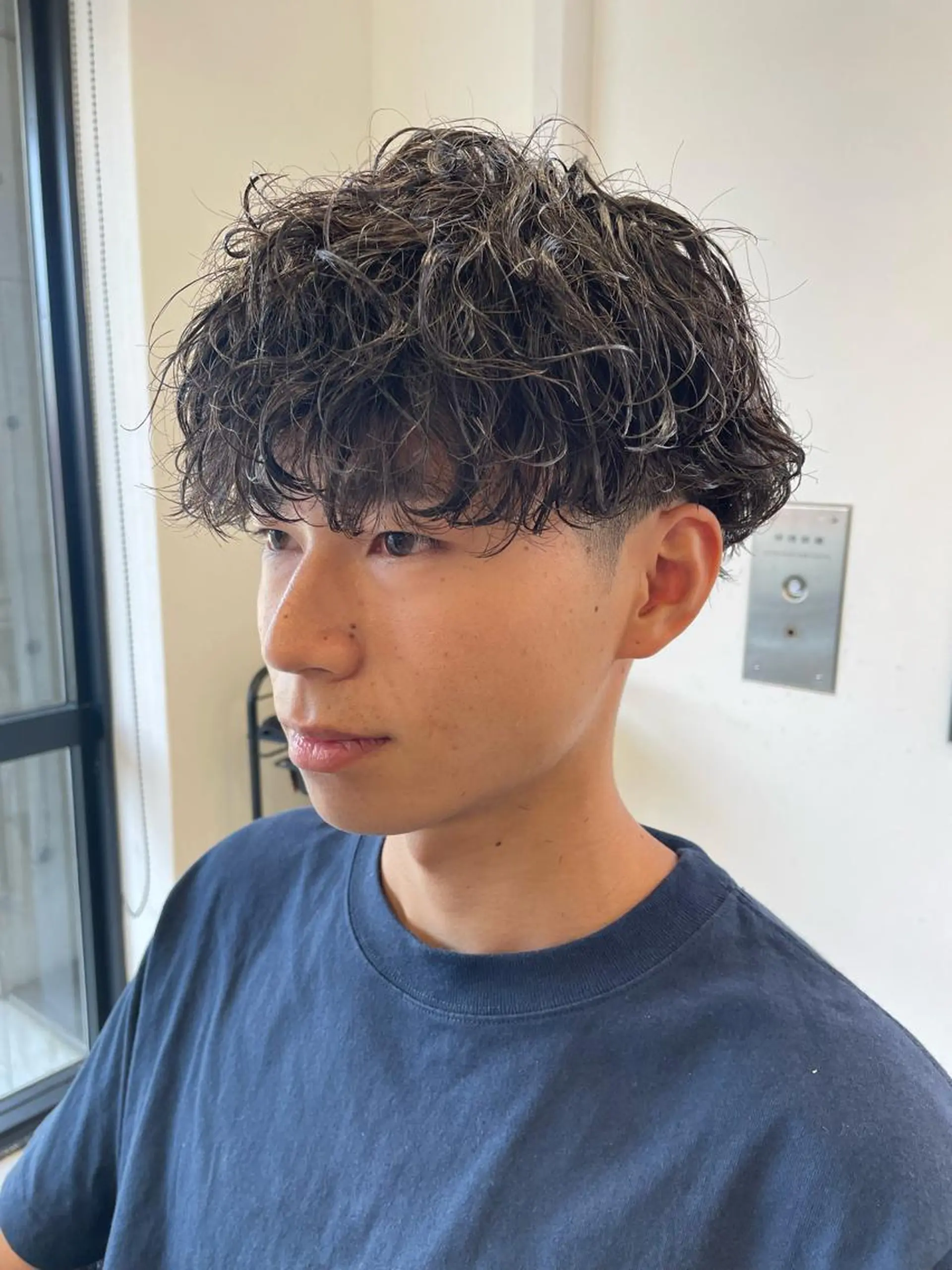 パーマ メンズ カット パーマ 大阪メンズ 美容師井上智博のヘアスタイル