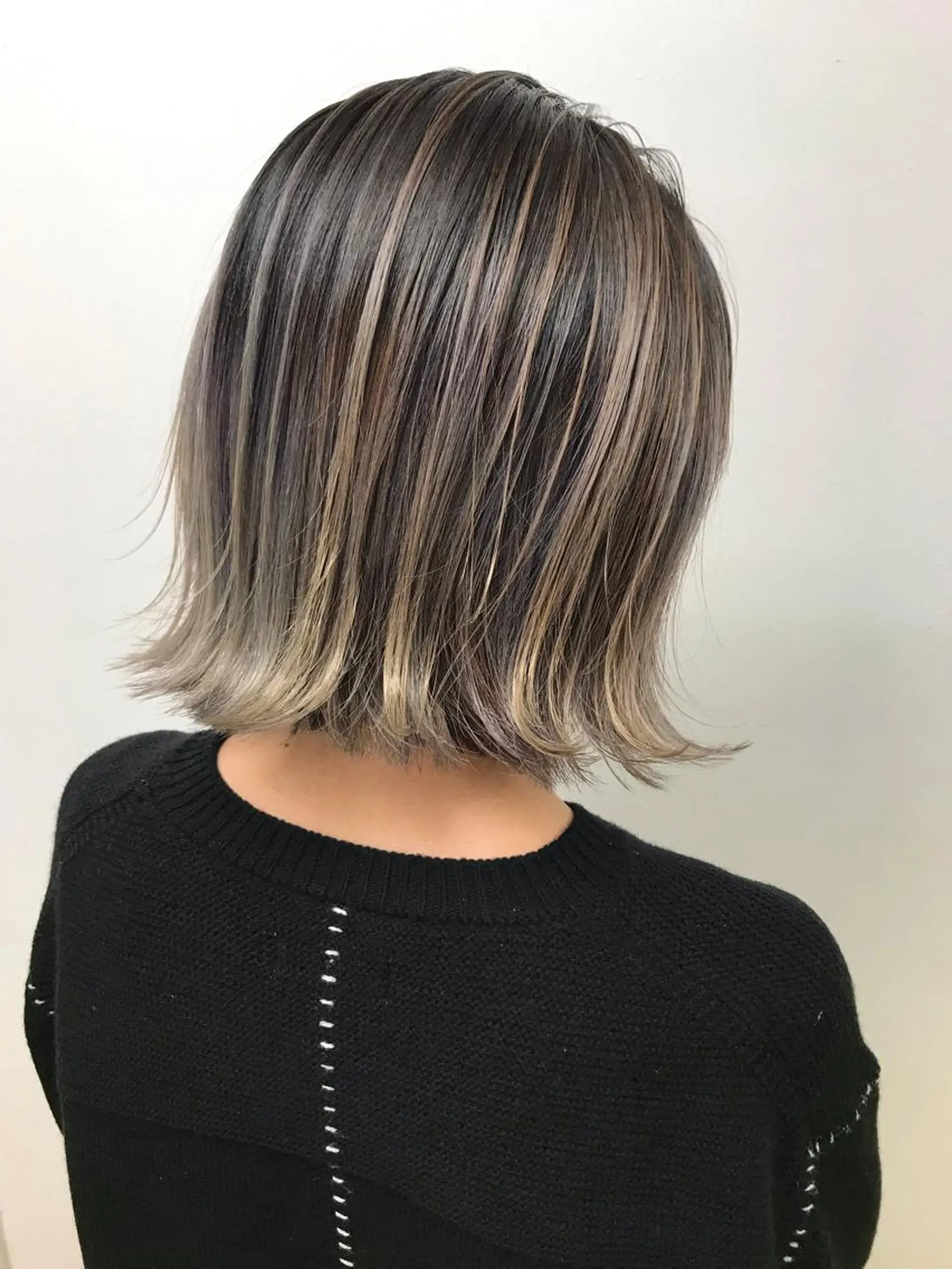 ミディアム カット ヘアカラー 藤中 隆悟のヘアスタイル